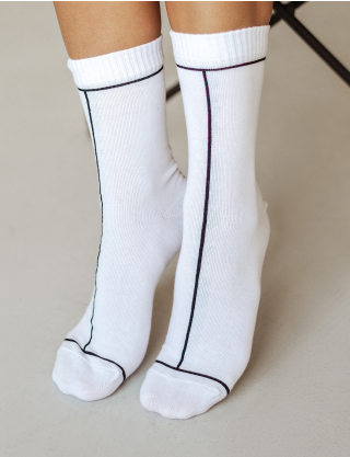 Жіночі білі шкарпетки