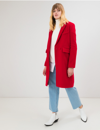 Жіноче червоне пальто