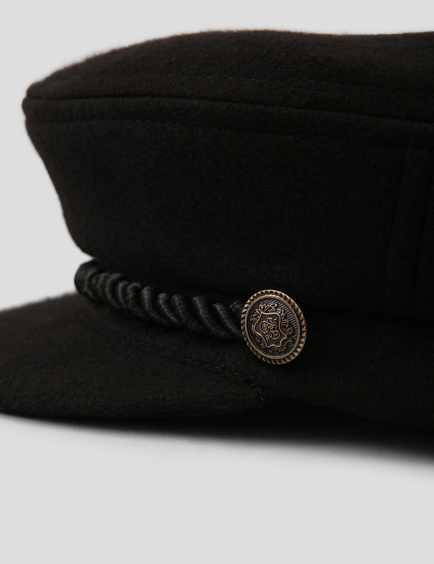 Картинка Жіночий чорний кашкет