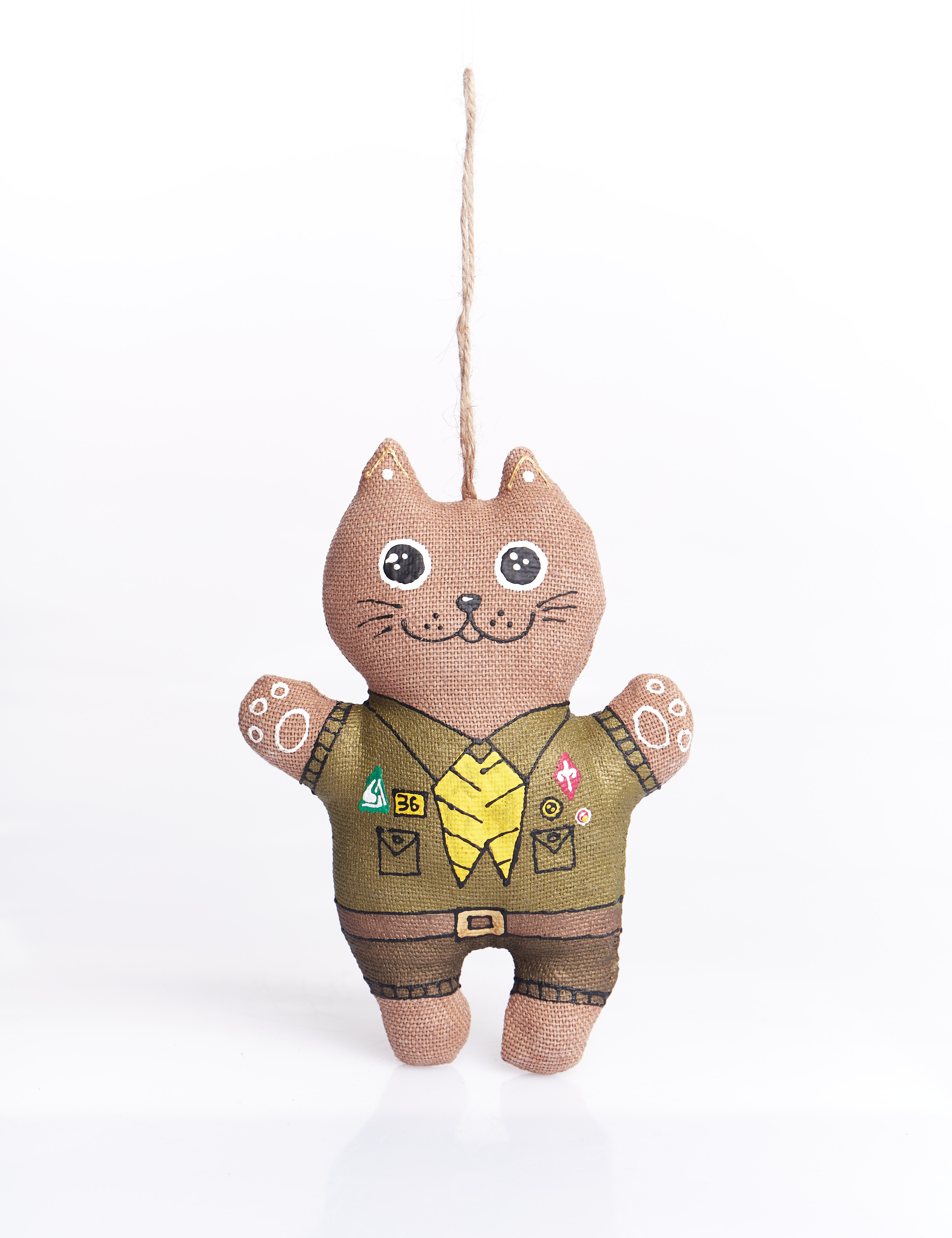 Картинка Іграшка котик кавовий в однострої