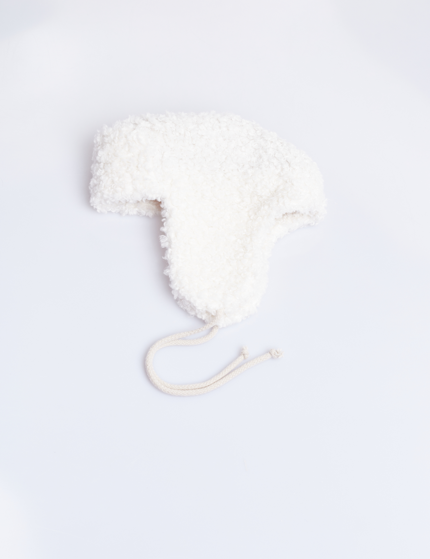 Картинка Біла шапка