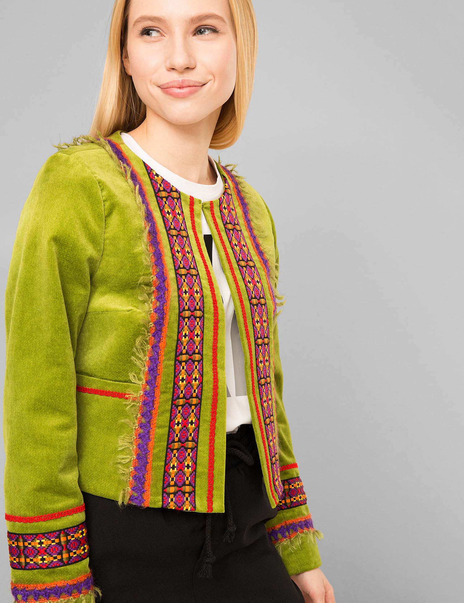 Картинка Жіночий зелений оксамитовий сердак