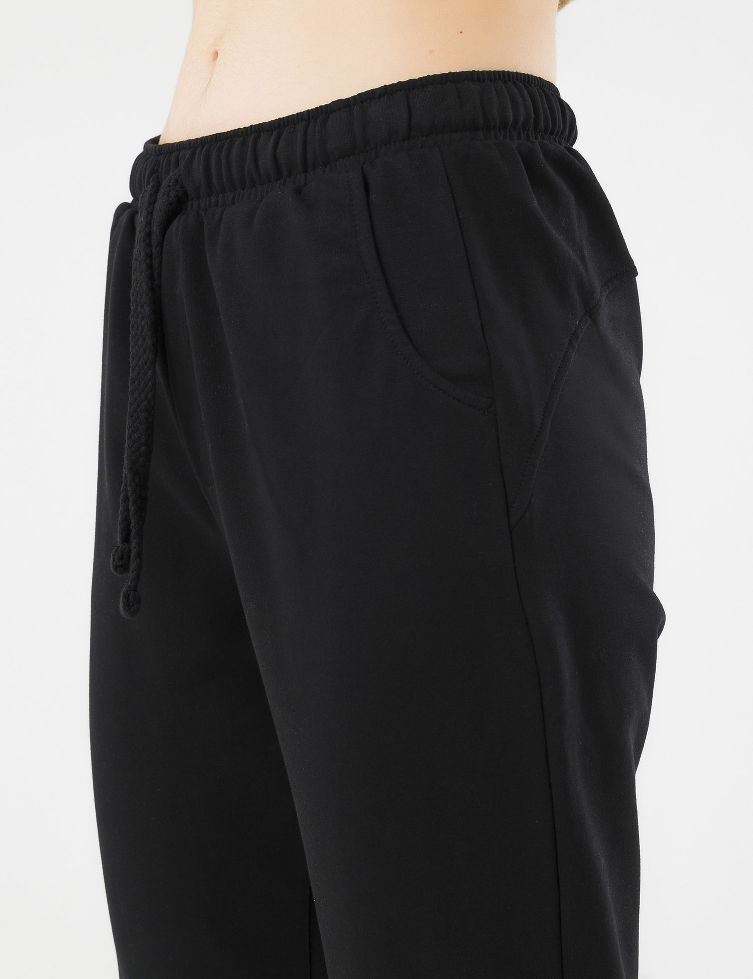 Картинка Жіночі чорні спортивні штани
