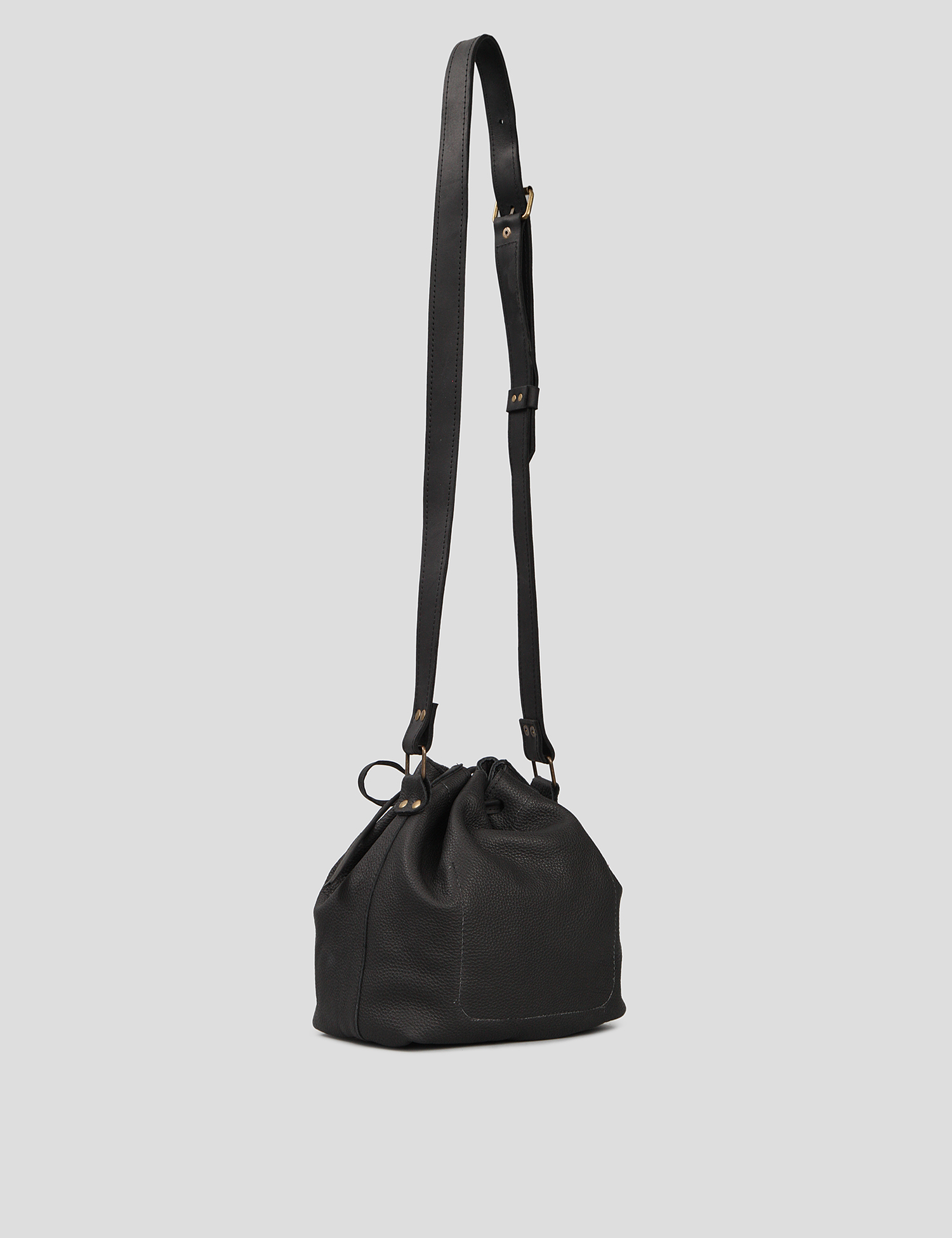 Картинка Жіноча чорна шкіряна сумка через плече