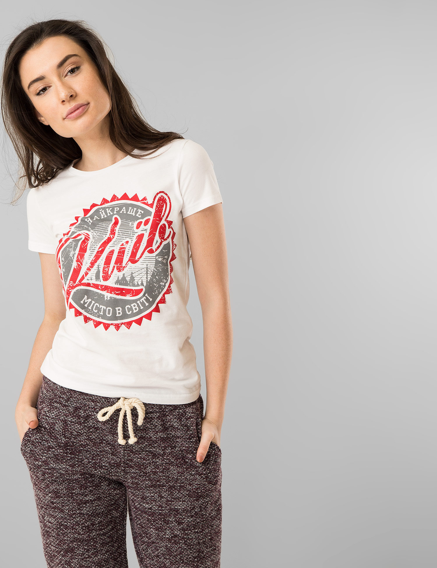 Картинка Футболка біла з принтом 