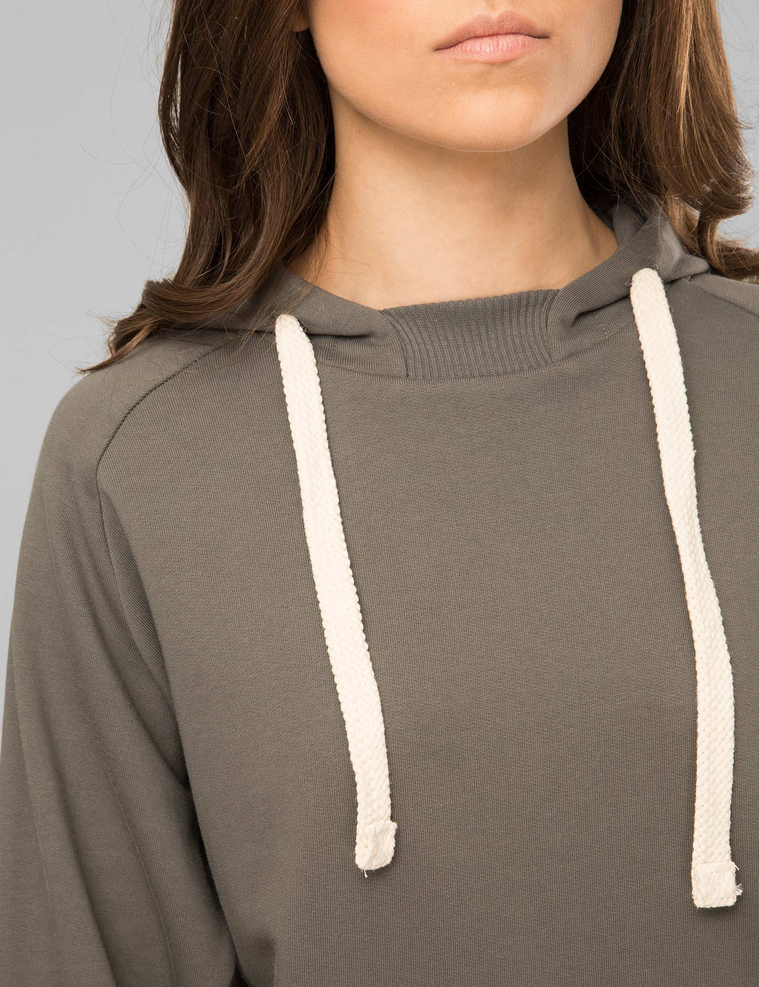 Картинка Жіноче зелене утеплене худі