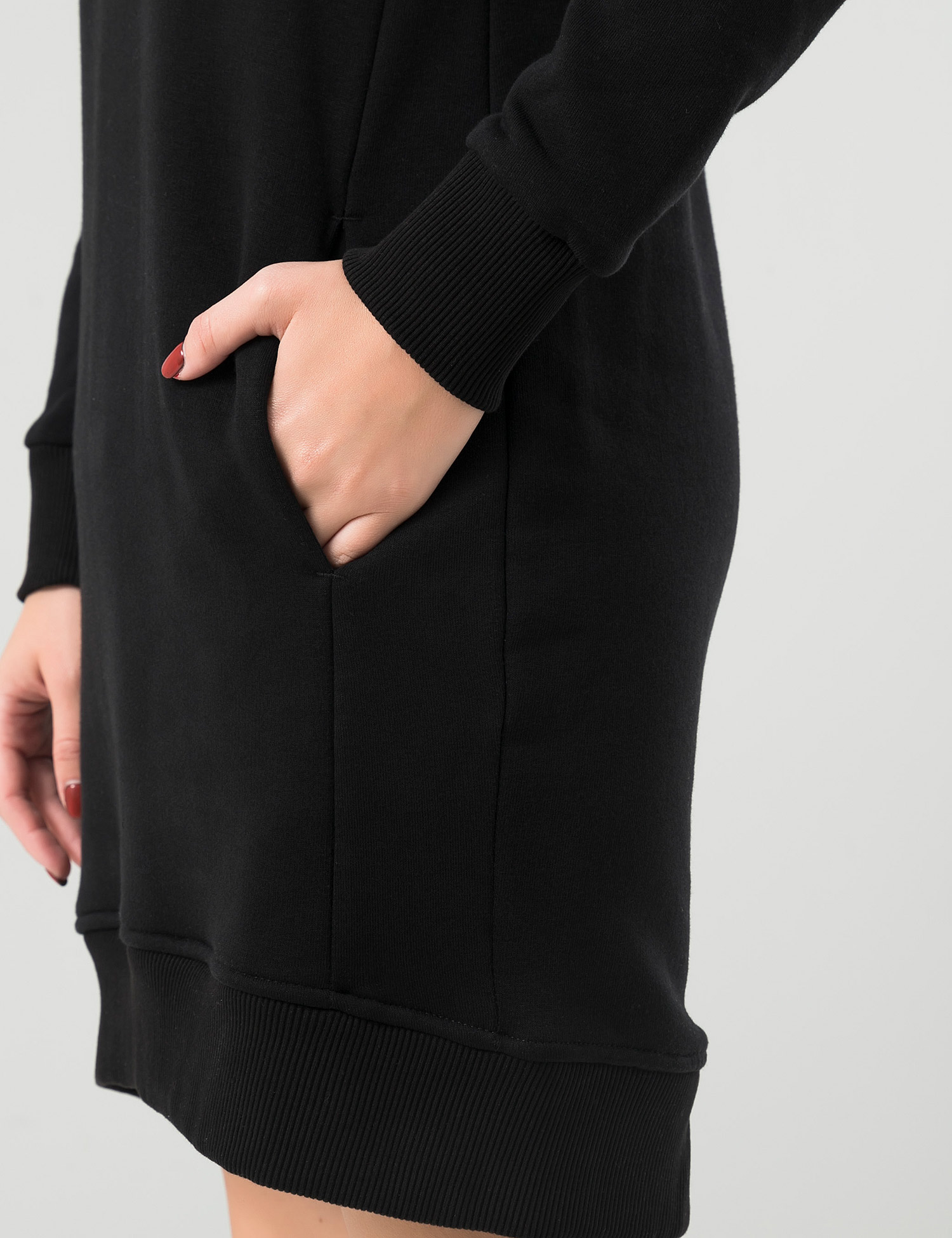 Картинка Чорна сукня