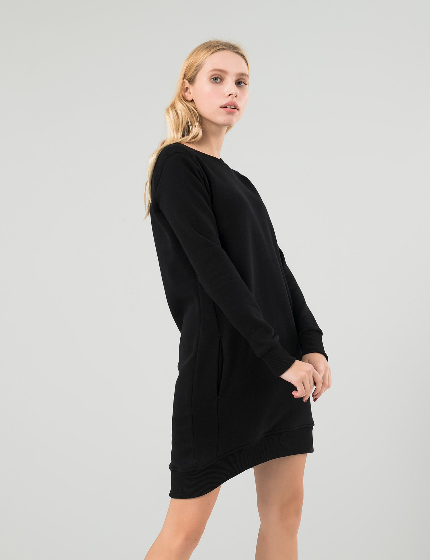 Картинка Чорна сукня