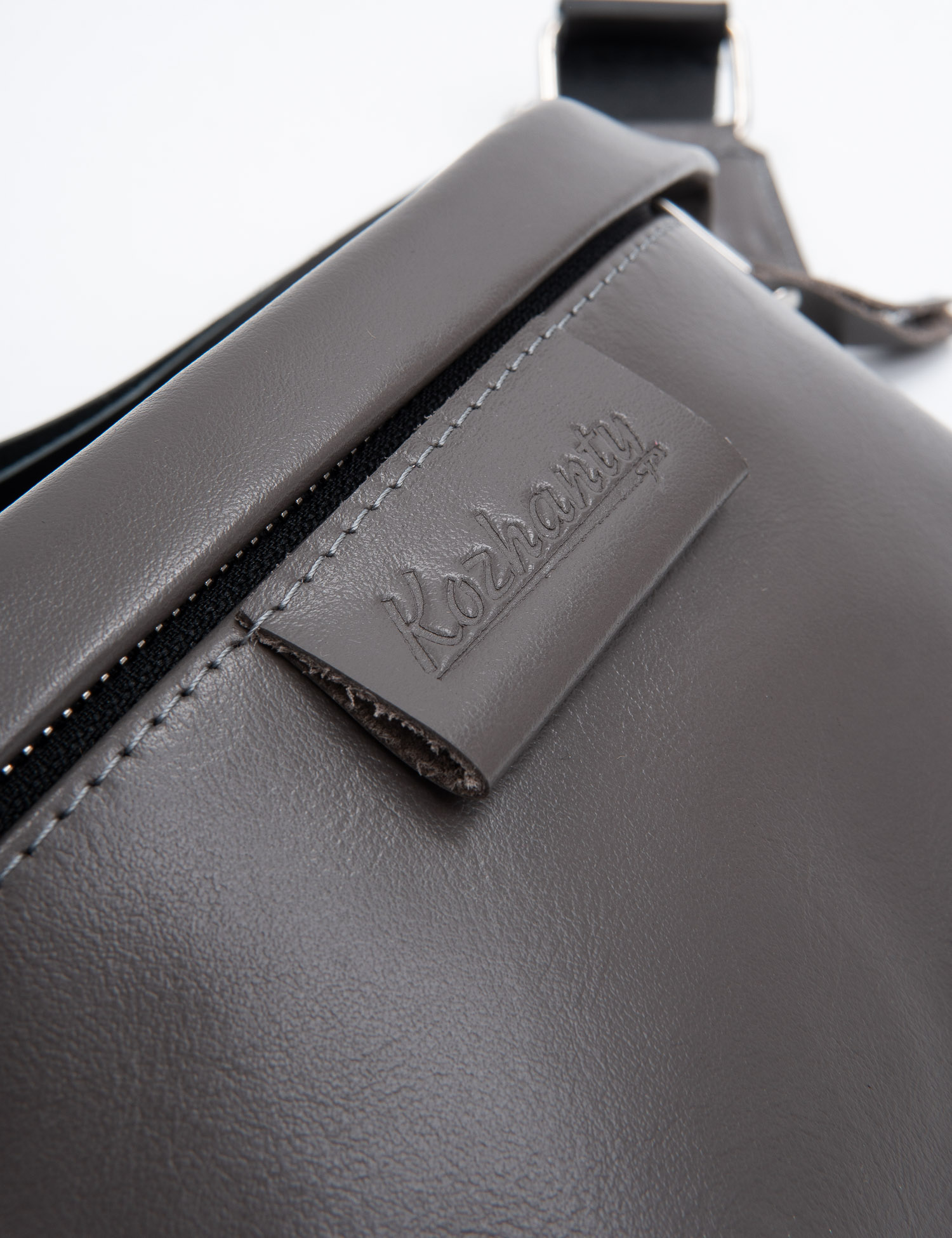 Картинка Поясна сумка сіра 