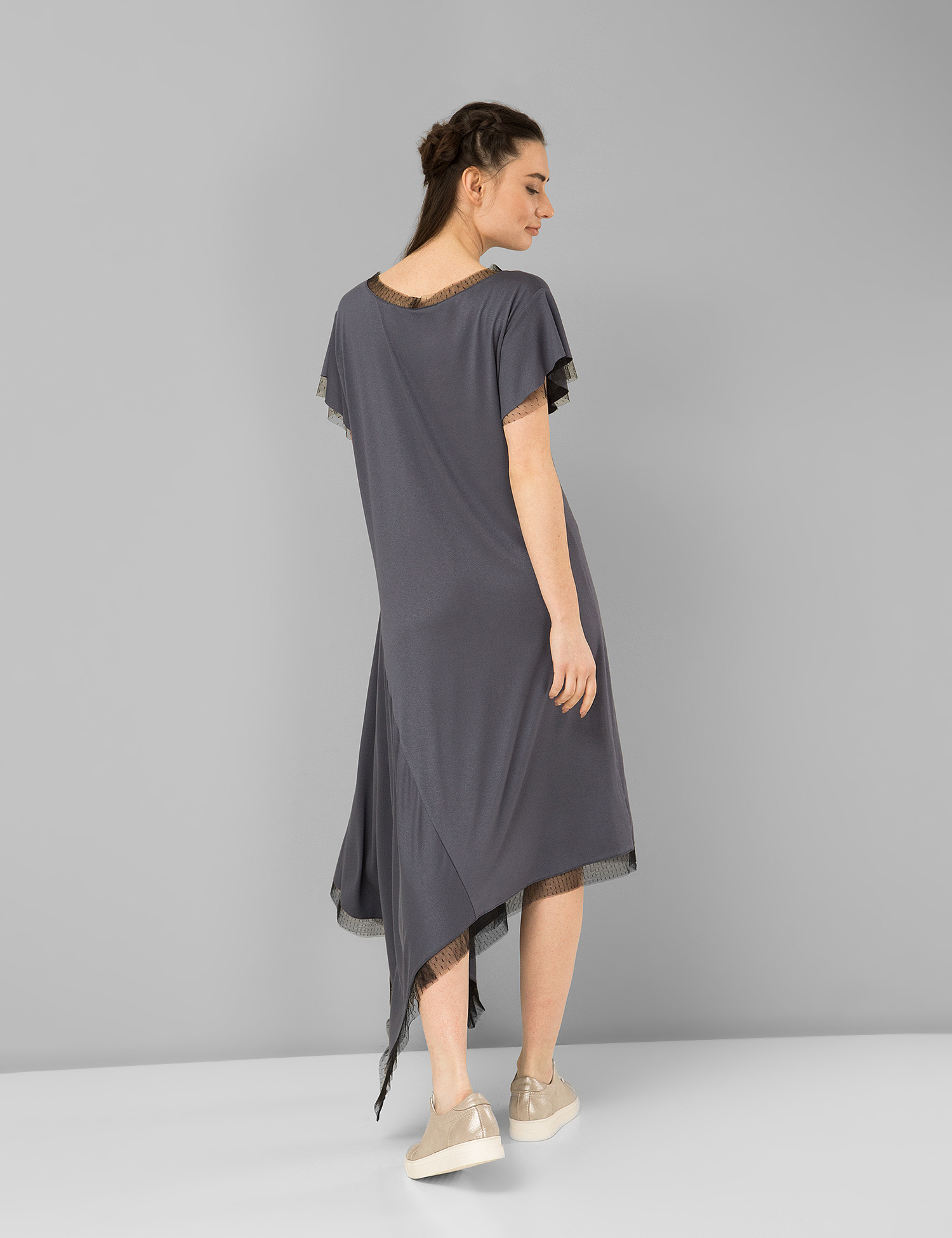 Картинка Жіноча темно-сіра сукня