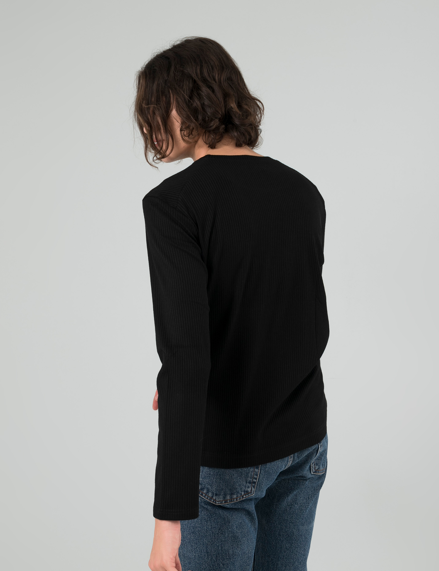 Картинка Чоловічий чорний светр
