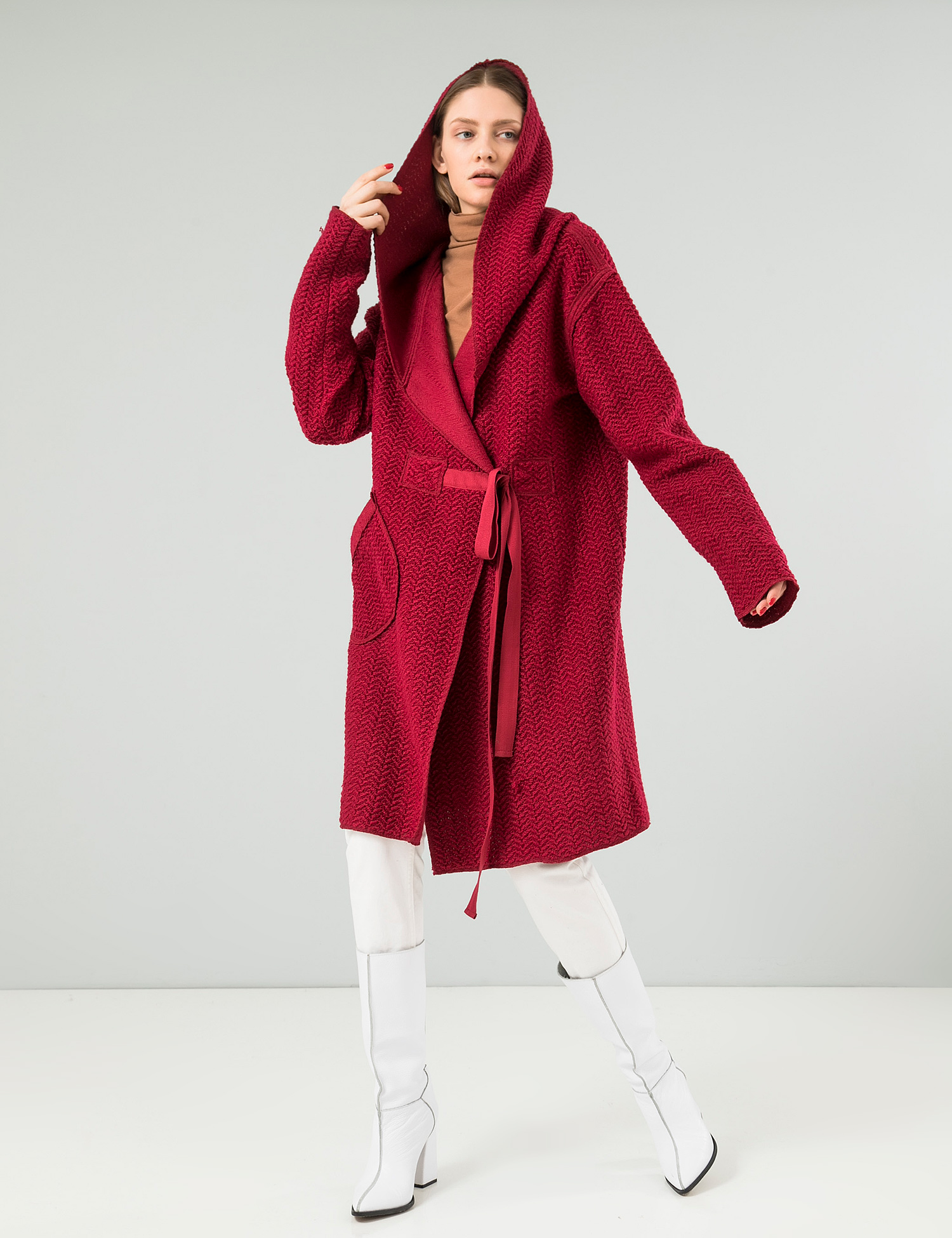 Картинка Жіноче червоне пальто