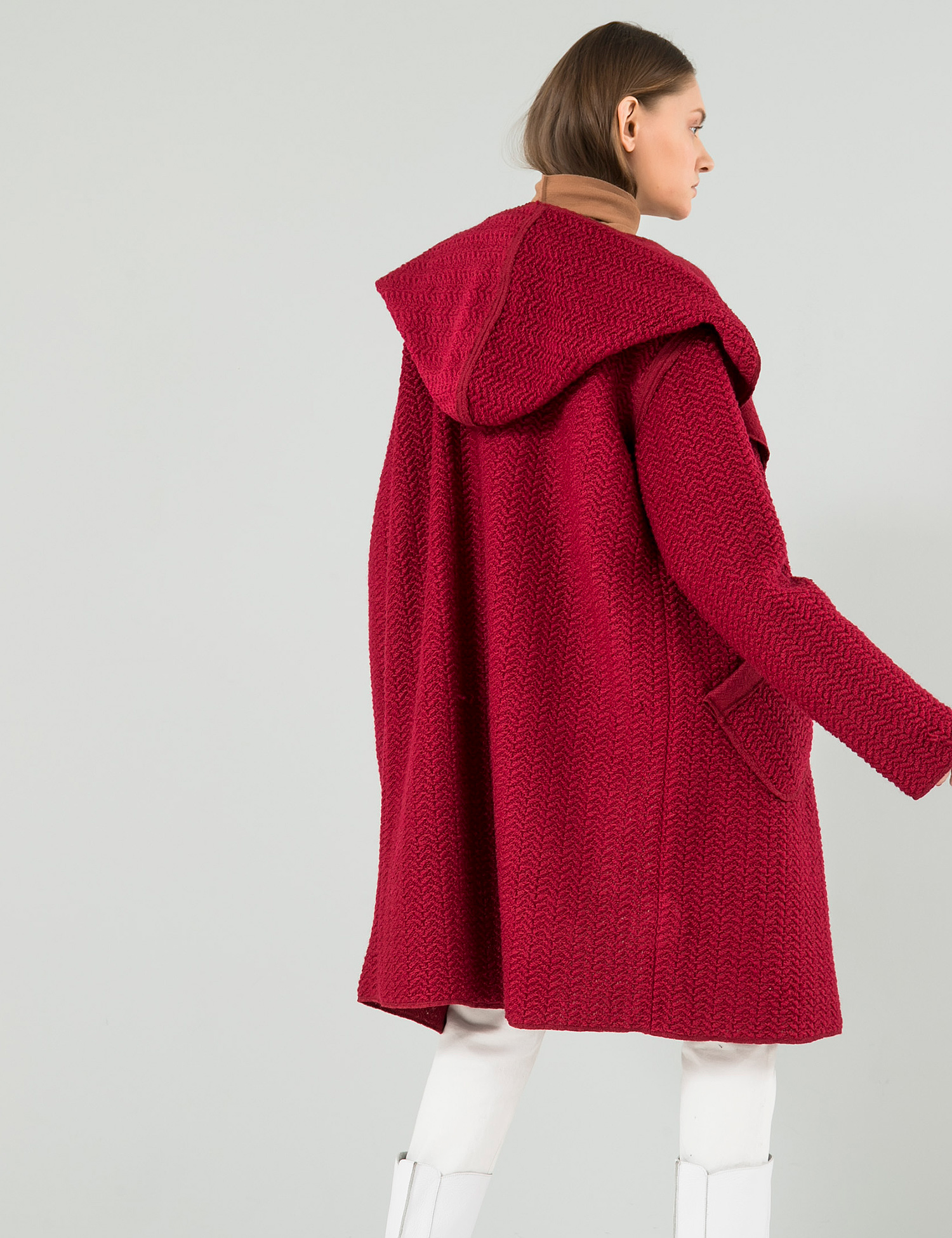Картинка Жіноче червоне пальто