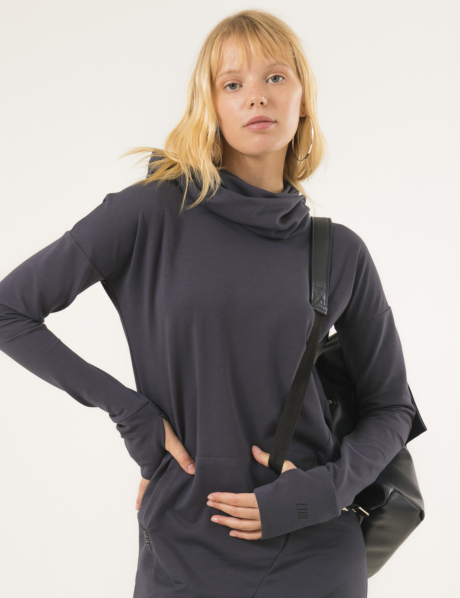 Картинка Сіра сукня-худі з капюшоном