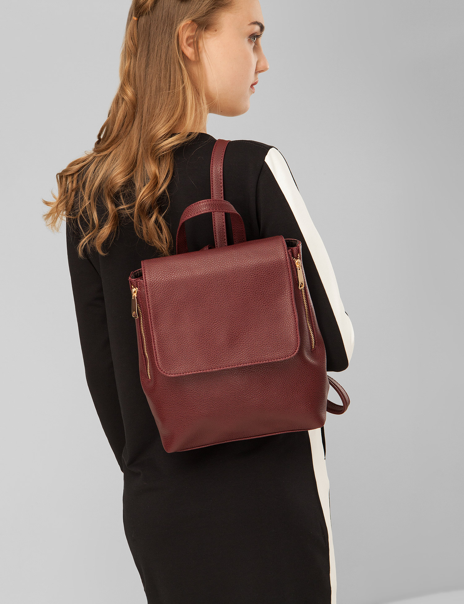 Картинка Жіночий бордовий рюкзак