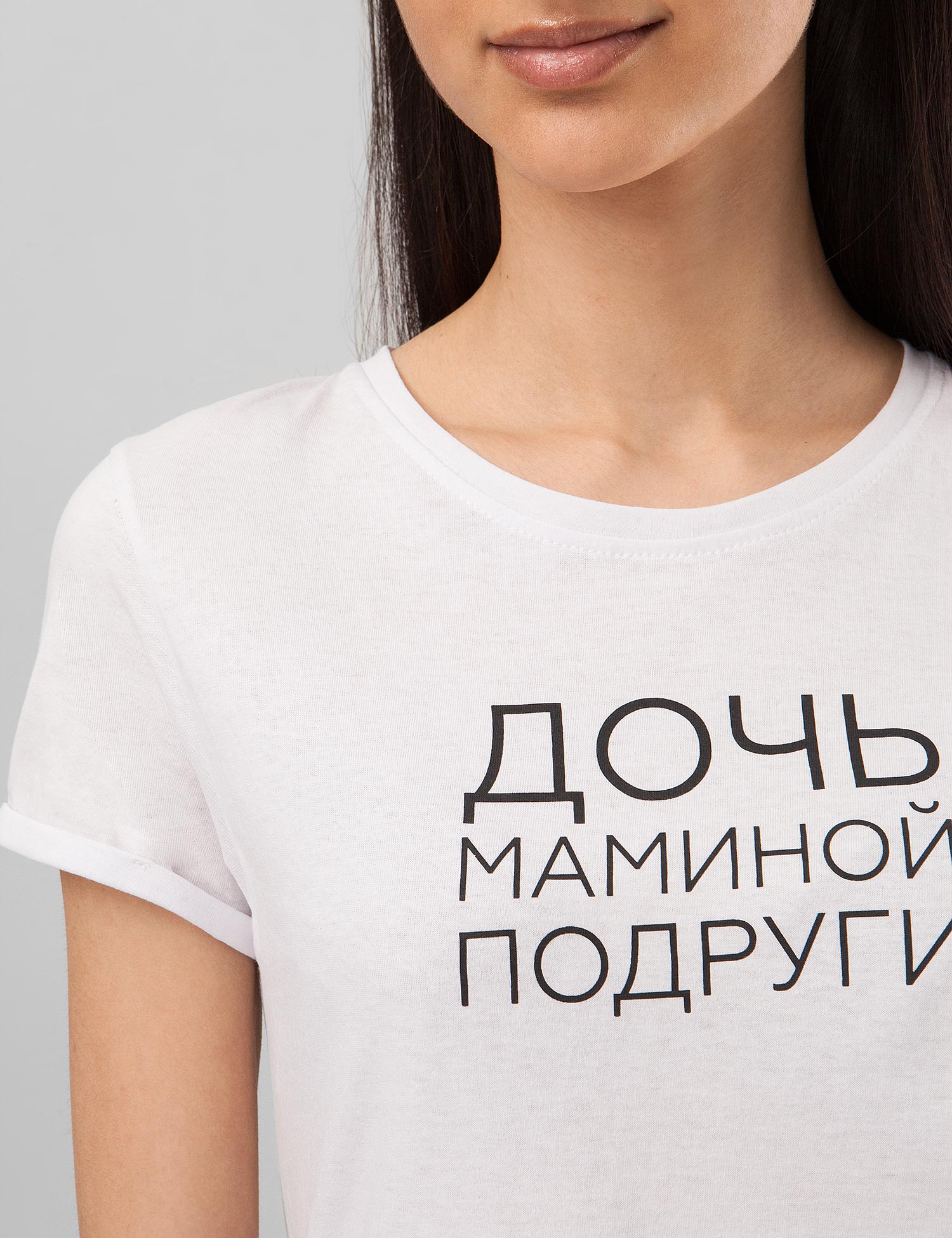 Картинка Жіноча біла футболка