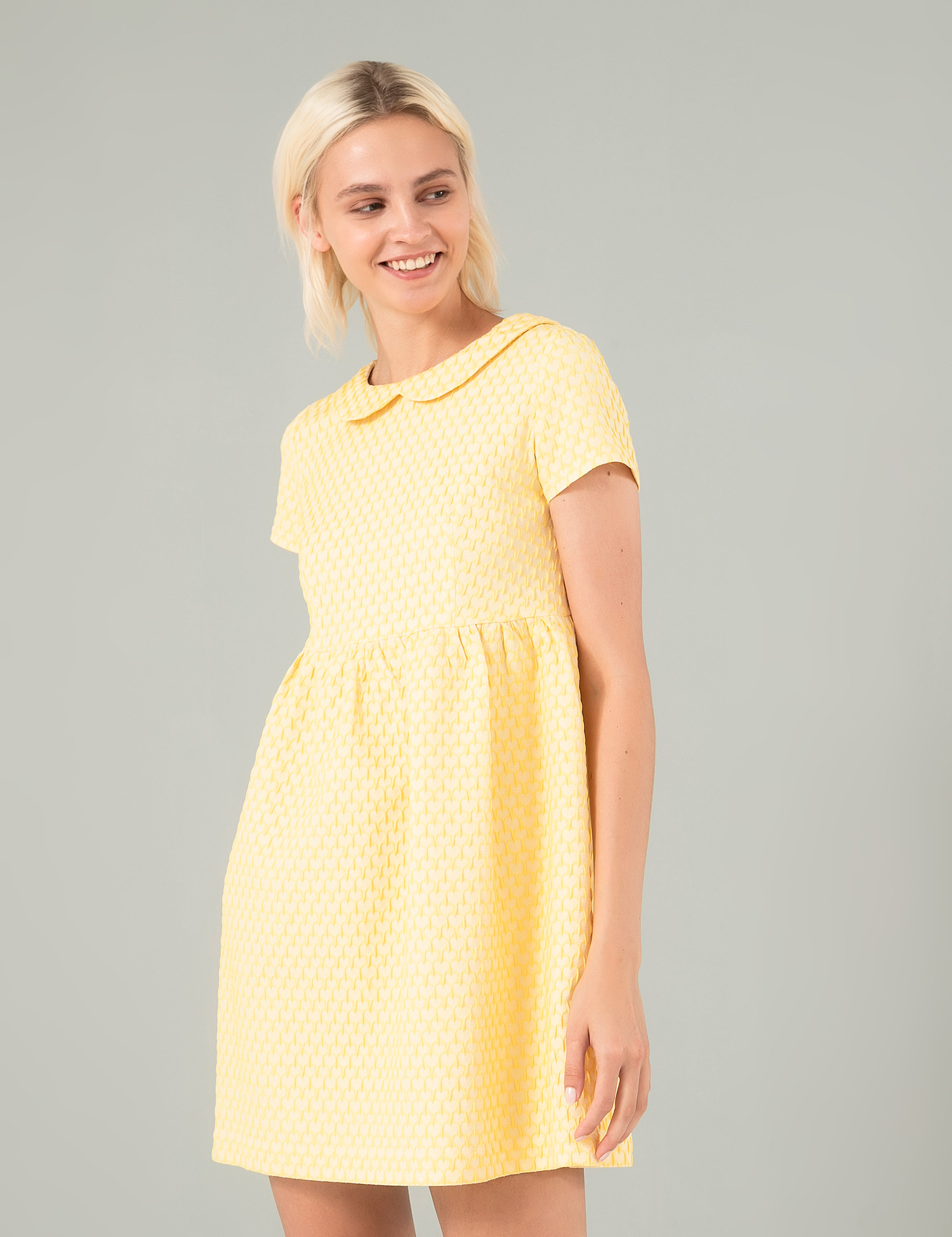Картинка Жіноча жовта сукня