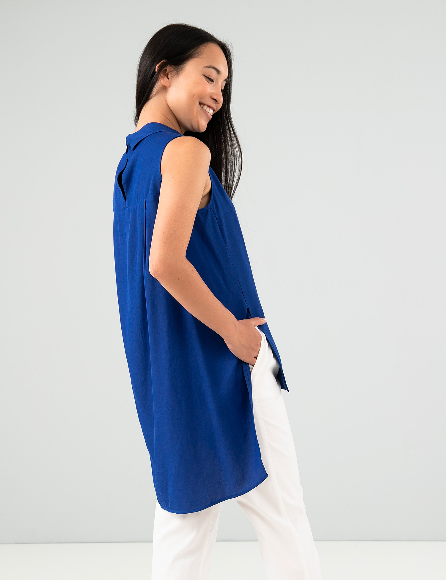 Картинка Жіноча синя асиметрична блуза
