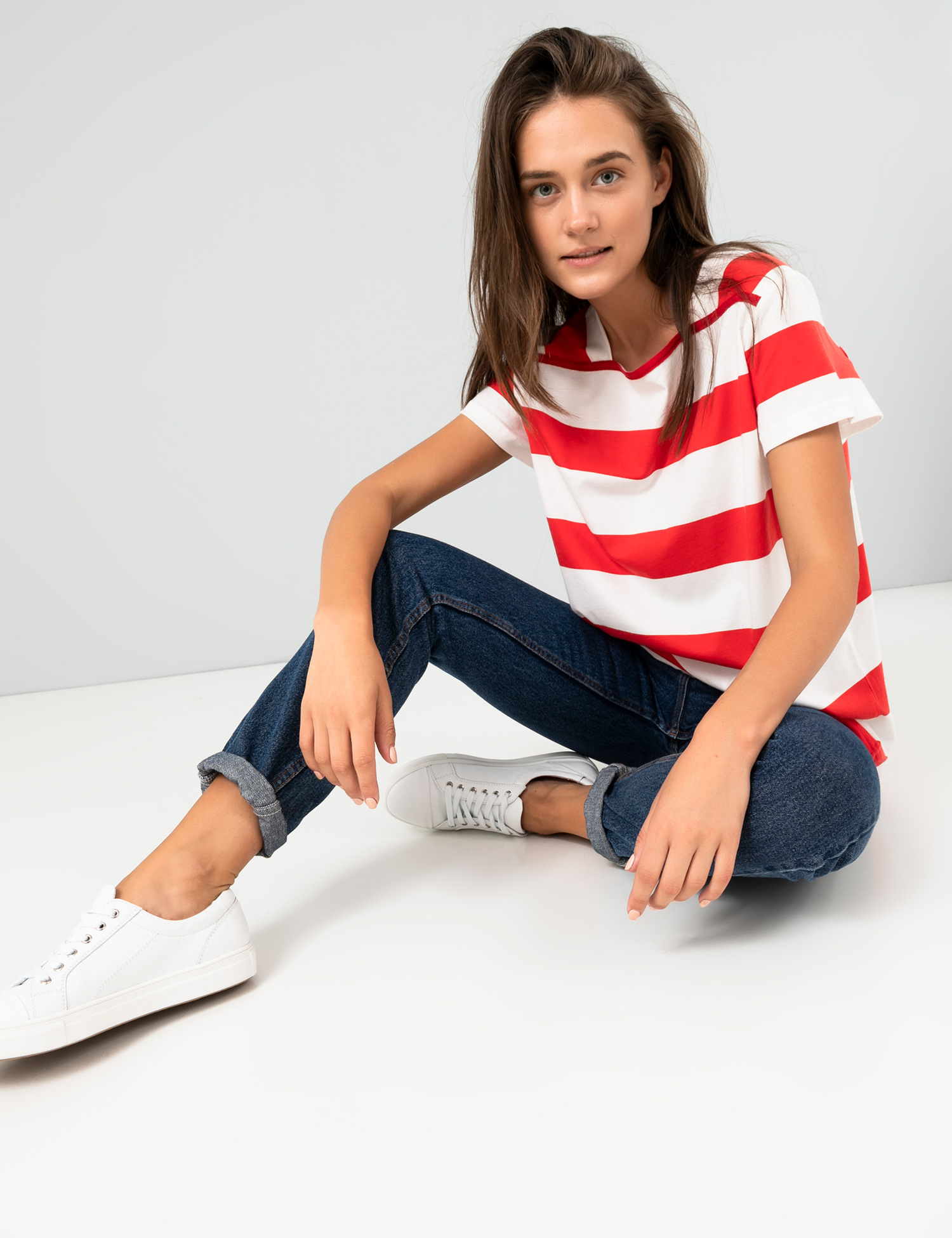 Картинка Жіноча футболка в смужку