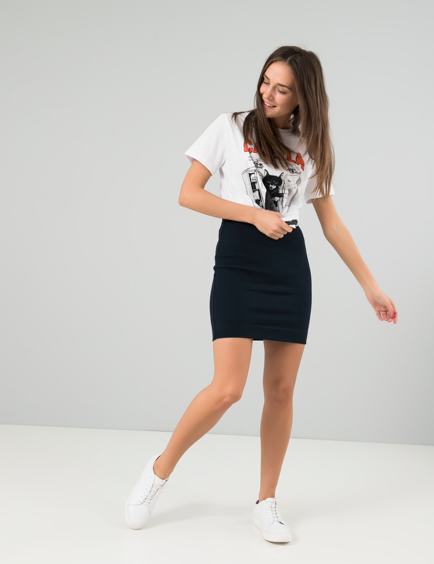 Картинка Синя спідниця