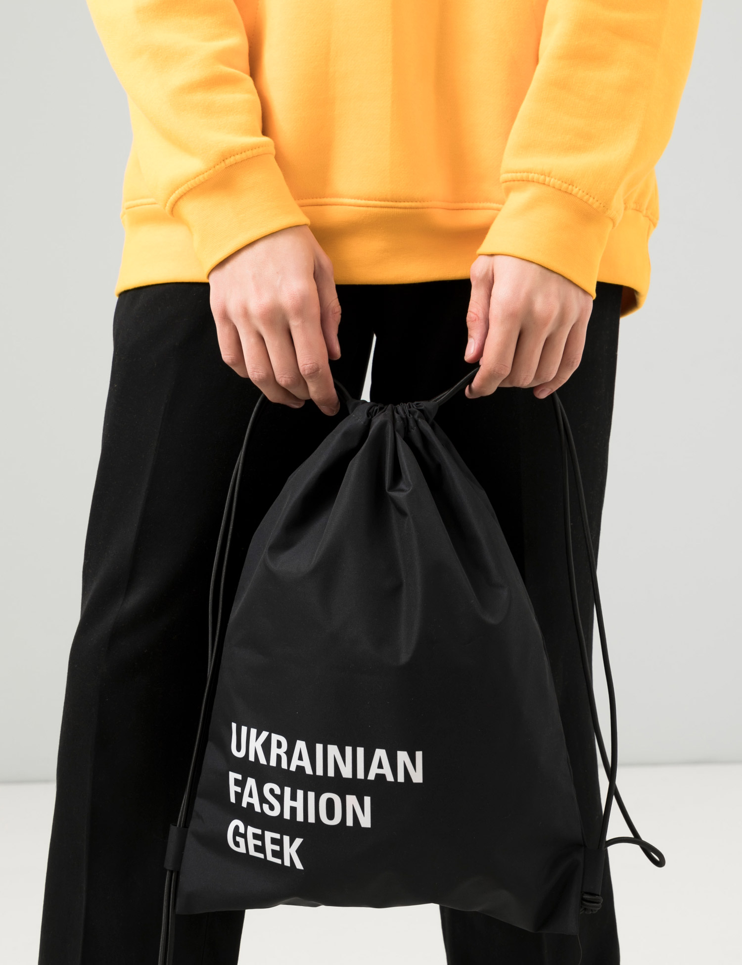 Картинка Чорний рюкзак