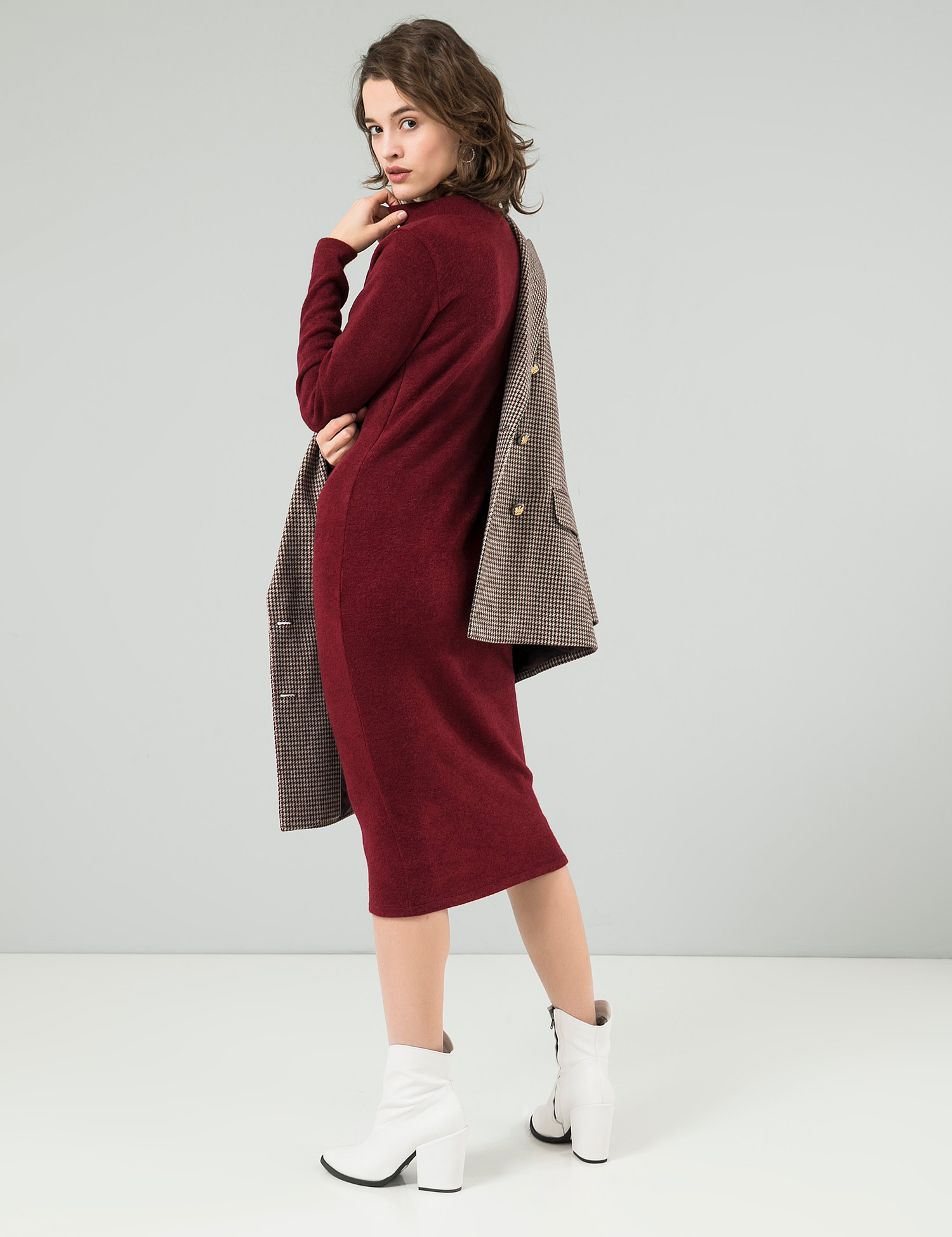 Картинка Бордова сукня