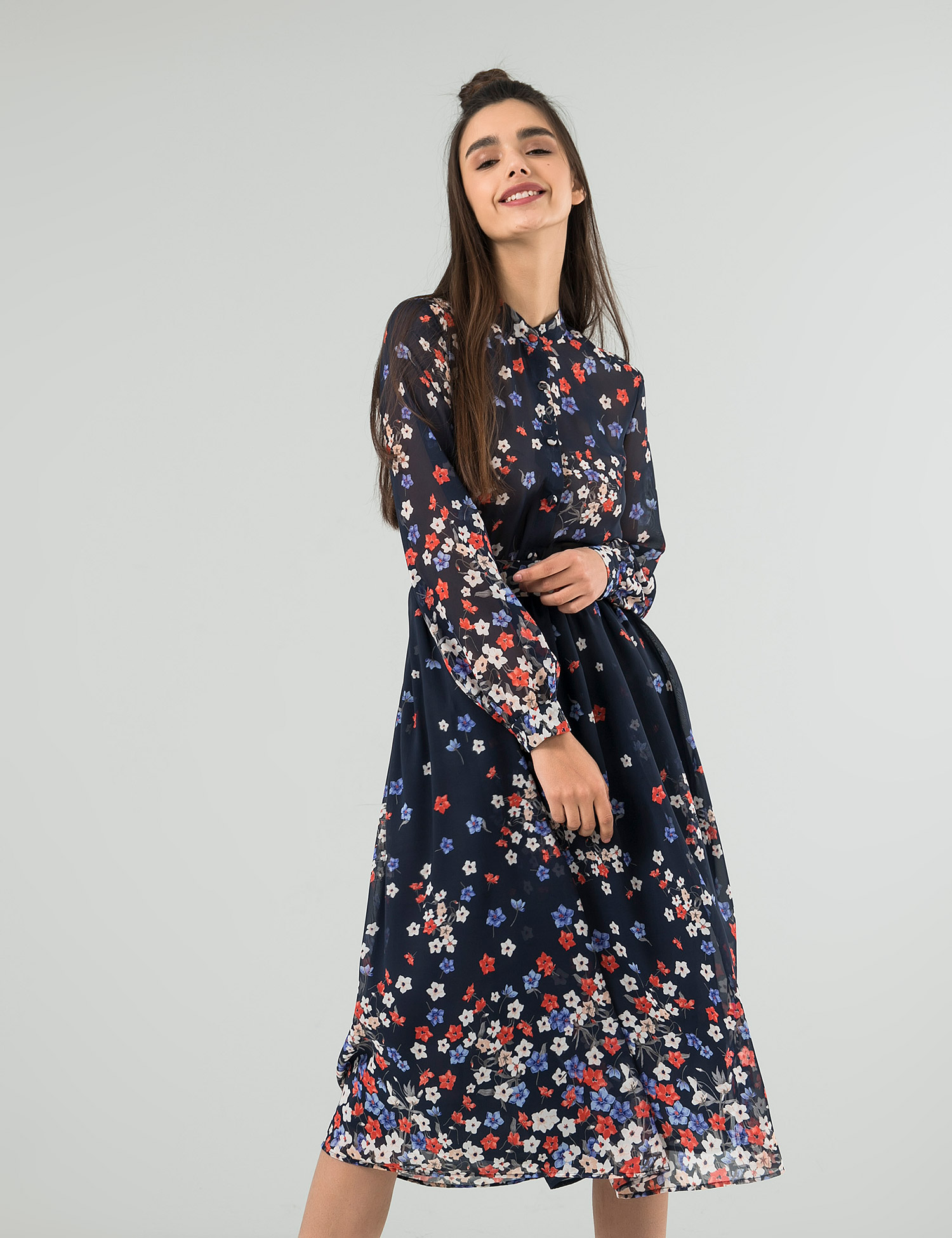 Картинка Сукня з квітковим візерунком