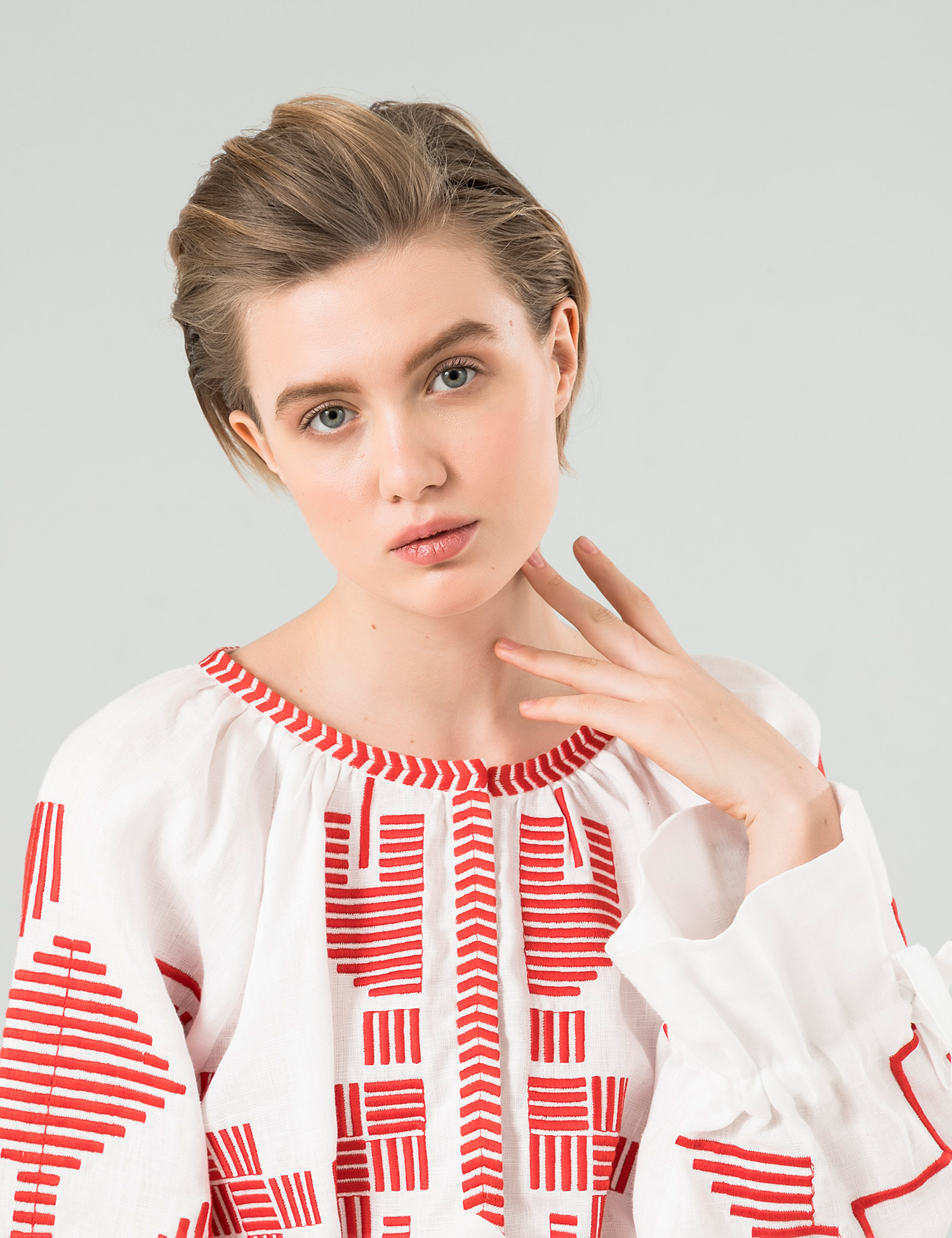 Картинка Біла сукня-сорочка