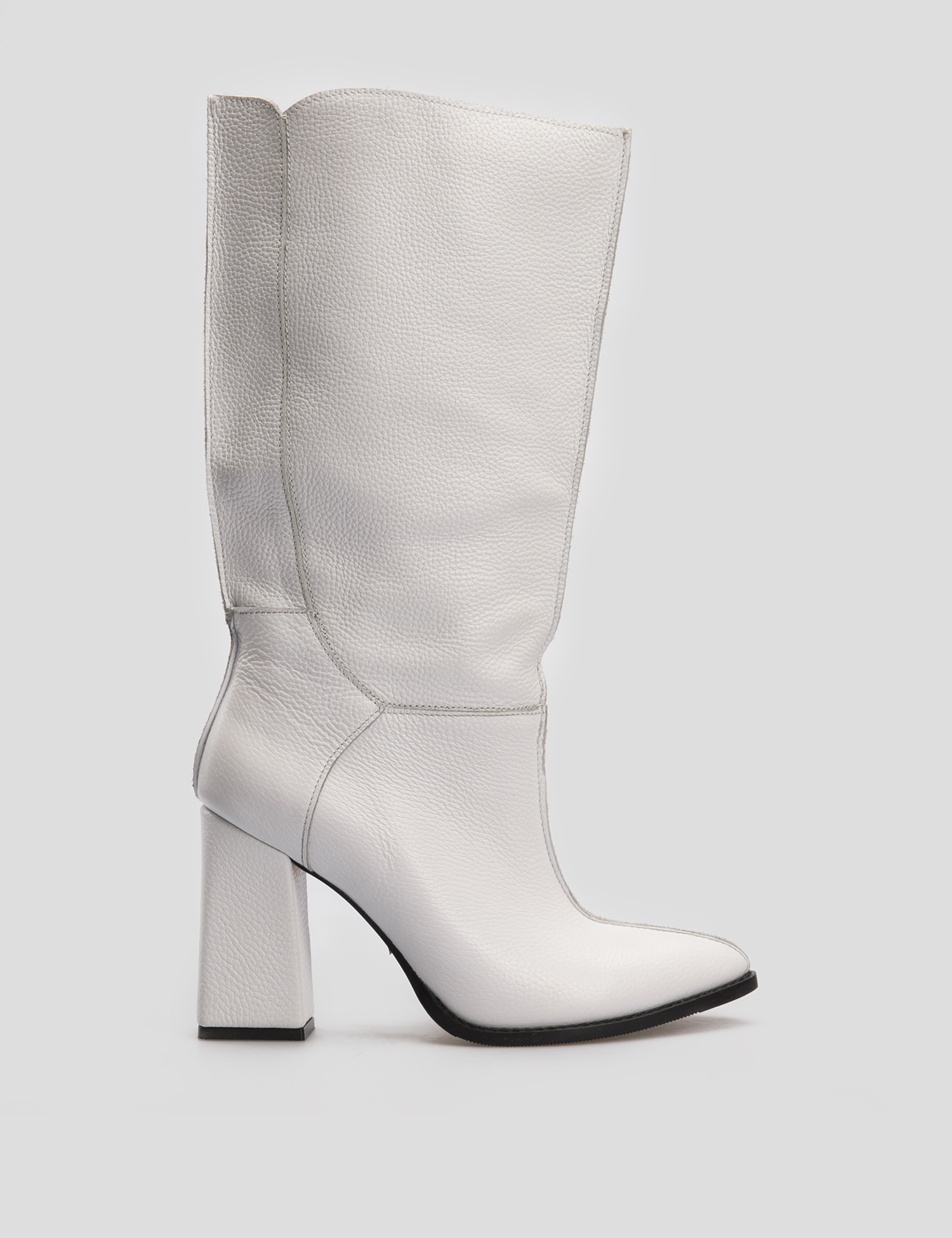 Картинка Жіночі білі шкіряні чоботи
