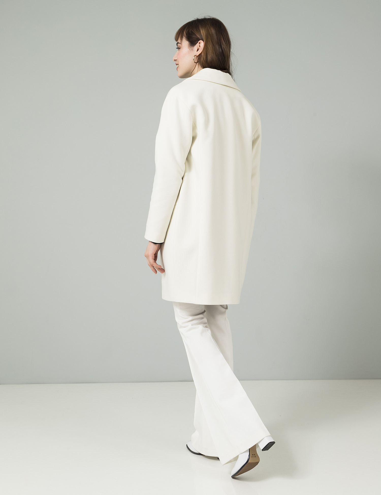 Картинка Жіноче біле пальто