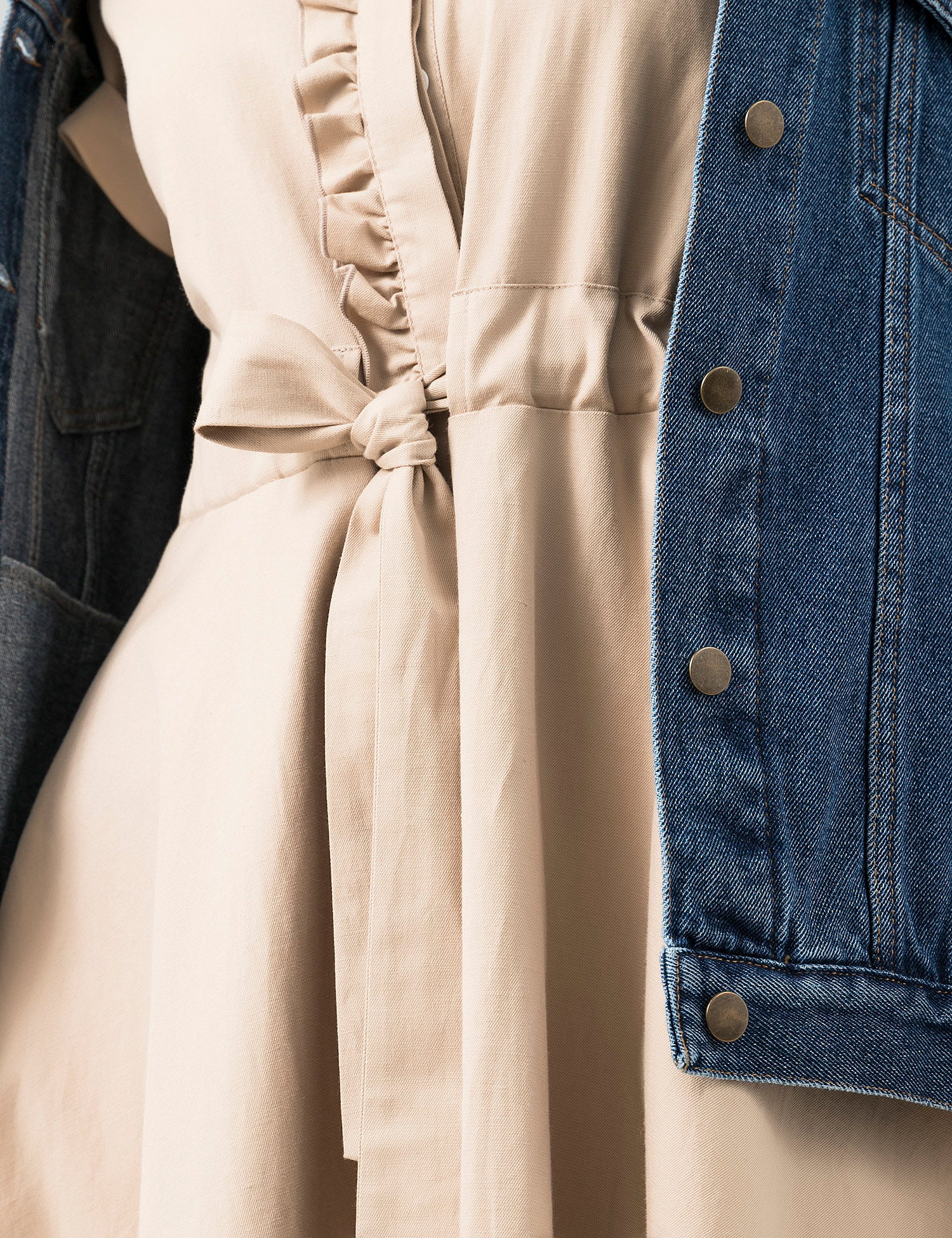 Картинка Бежева сукня