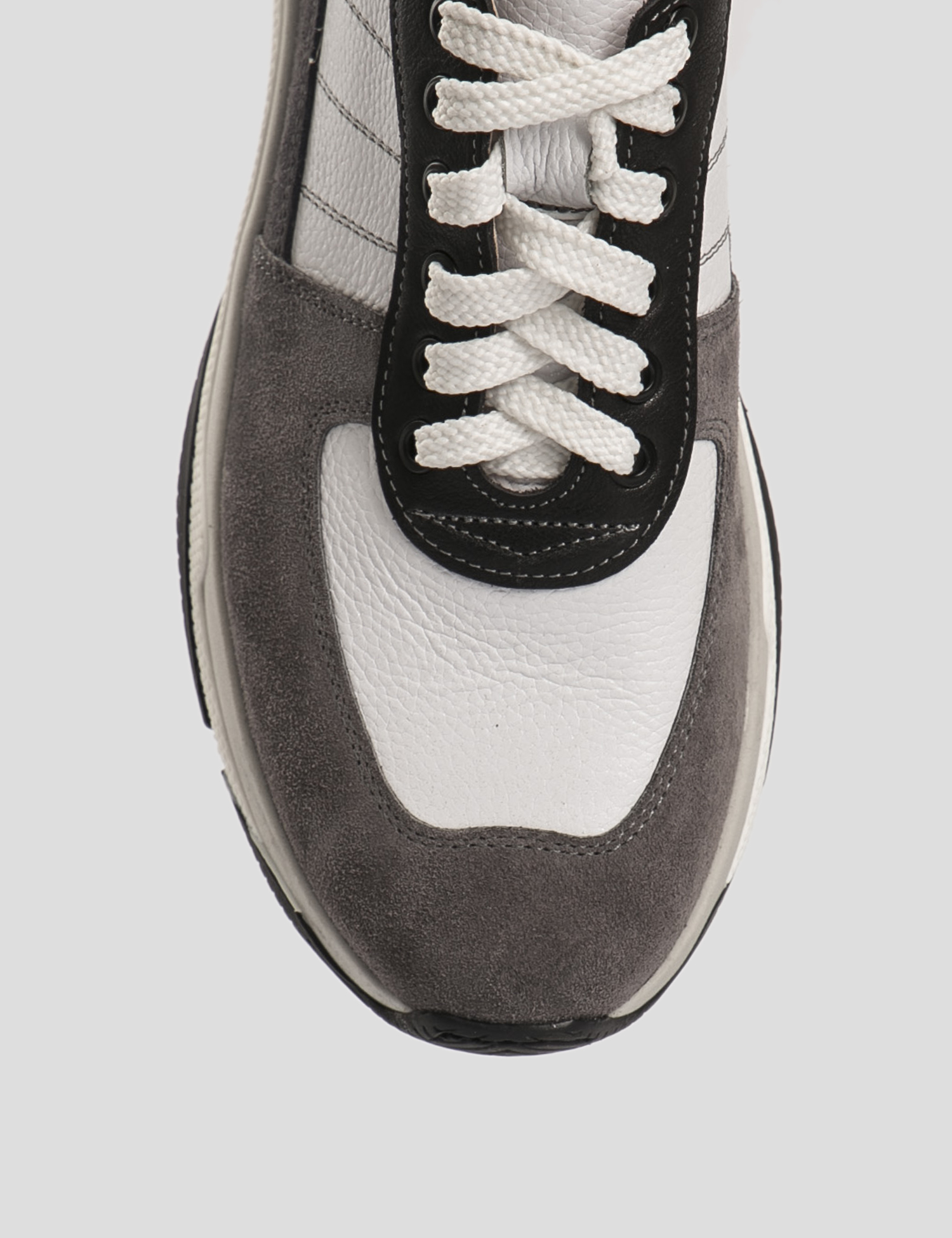 Картинка Жіночі сірі шкіярні кросівки