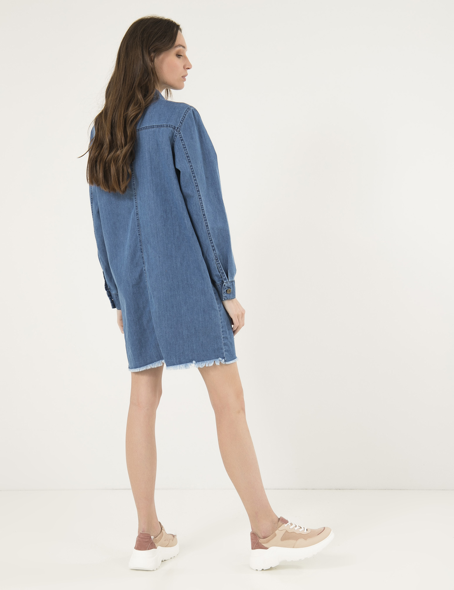 Картинка Блакитна джинсова сукня