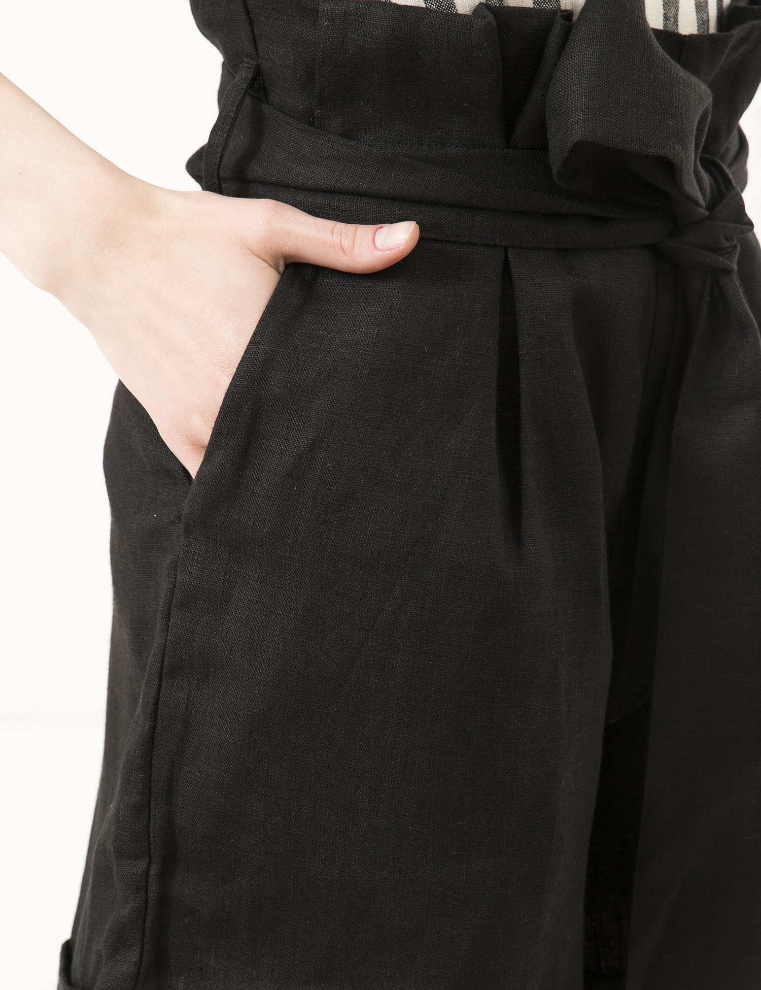 Картинка Жіночі чорні лляні шорти