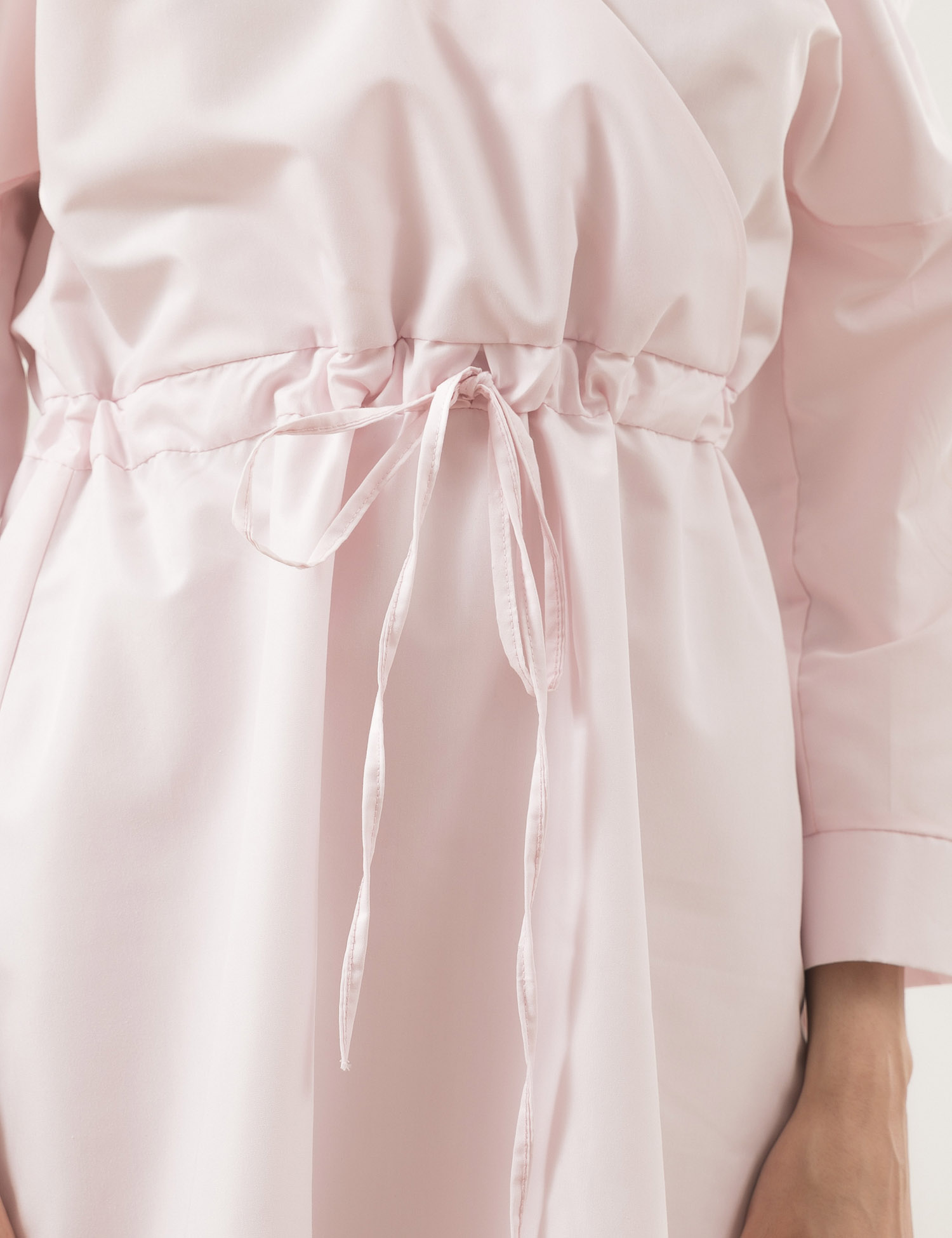 Картинка Рожева сукня з відкритими плечима