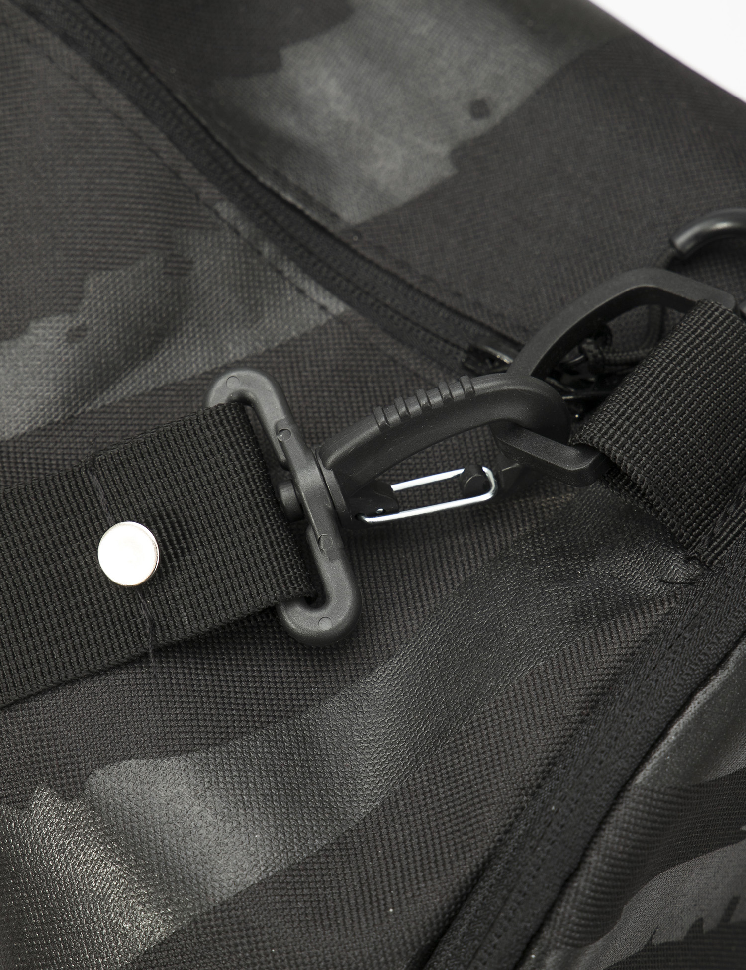 Картинка Чорна сумка з принтом