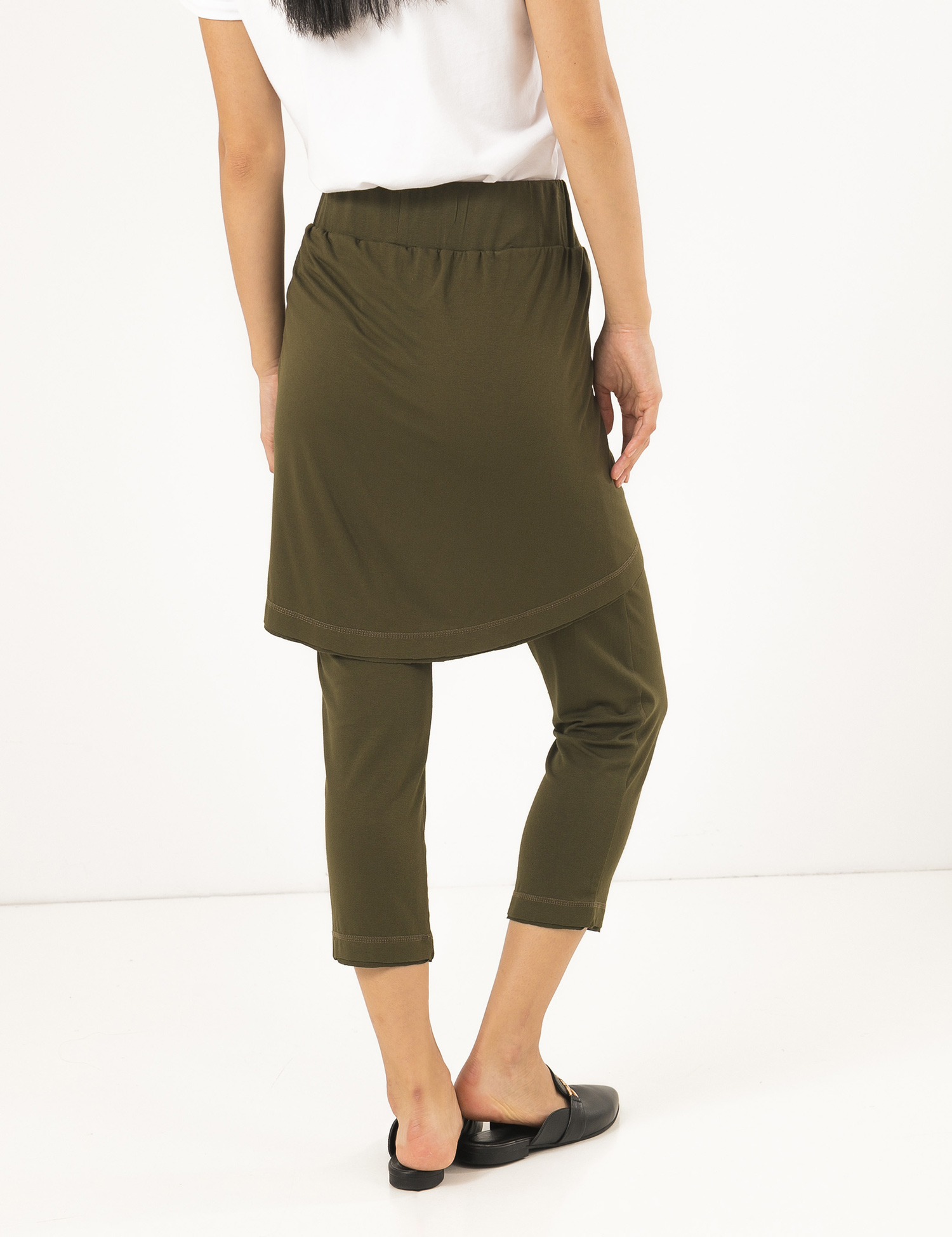 Картинка Жіночі зелені брюки з вшитою спідницею
