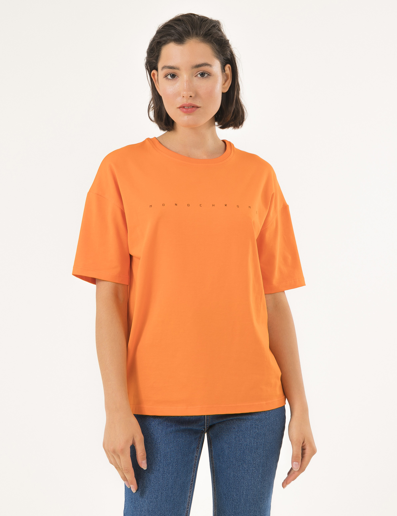Картинка Жіноча помаранчева футболка з принтом
