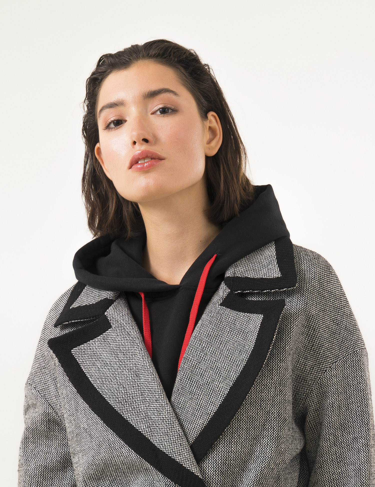 Image Жіноче сіро-чорне пальто