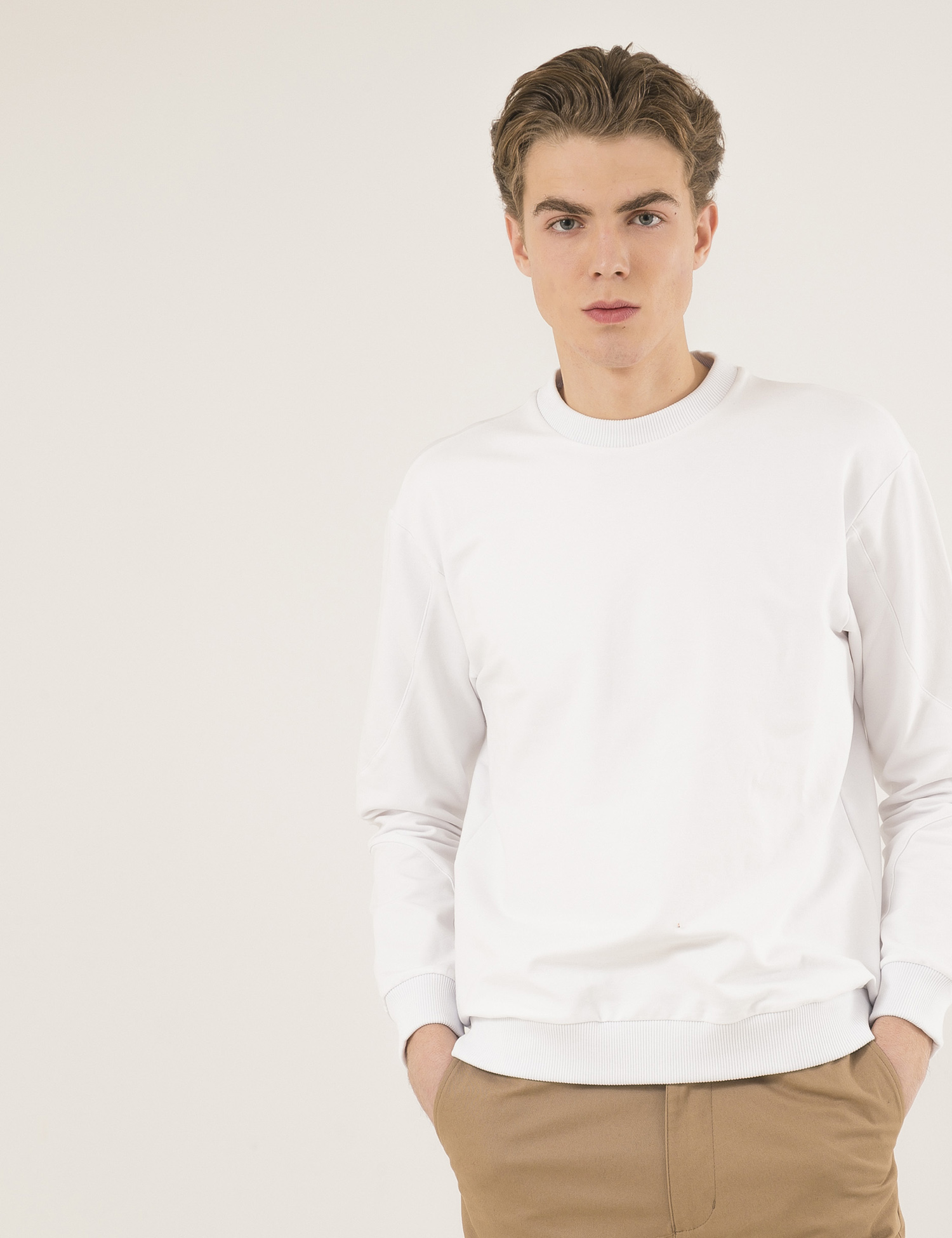 Картинка Чоловічий білий світшот