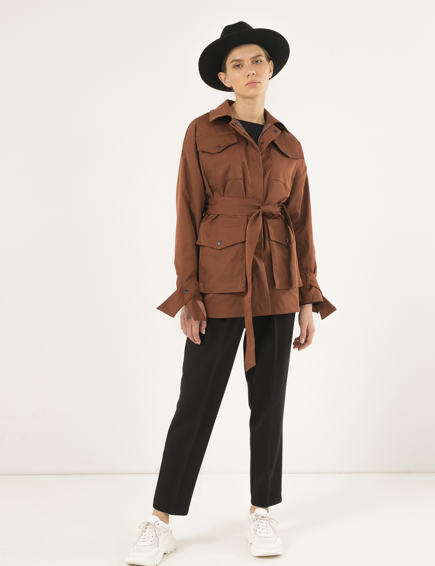 Image Жіноча коричнева куртка