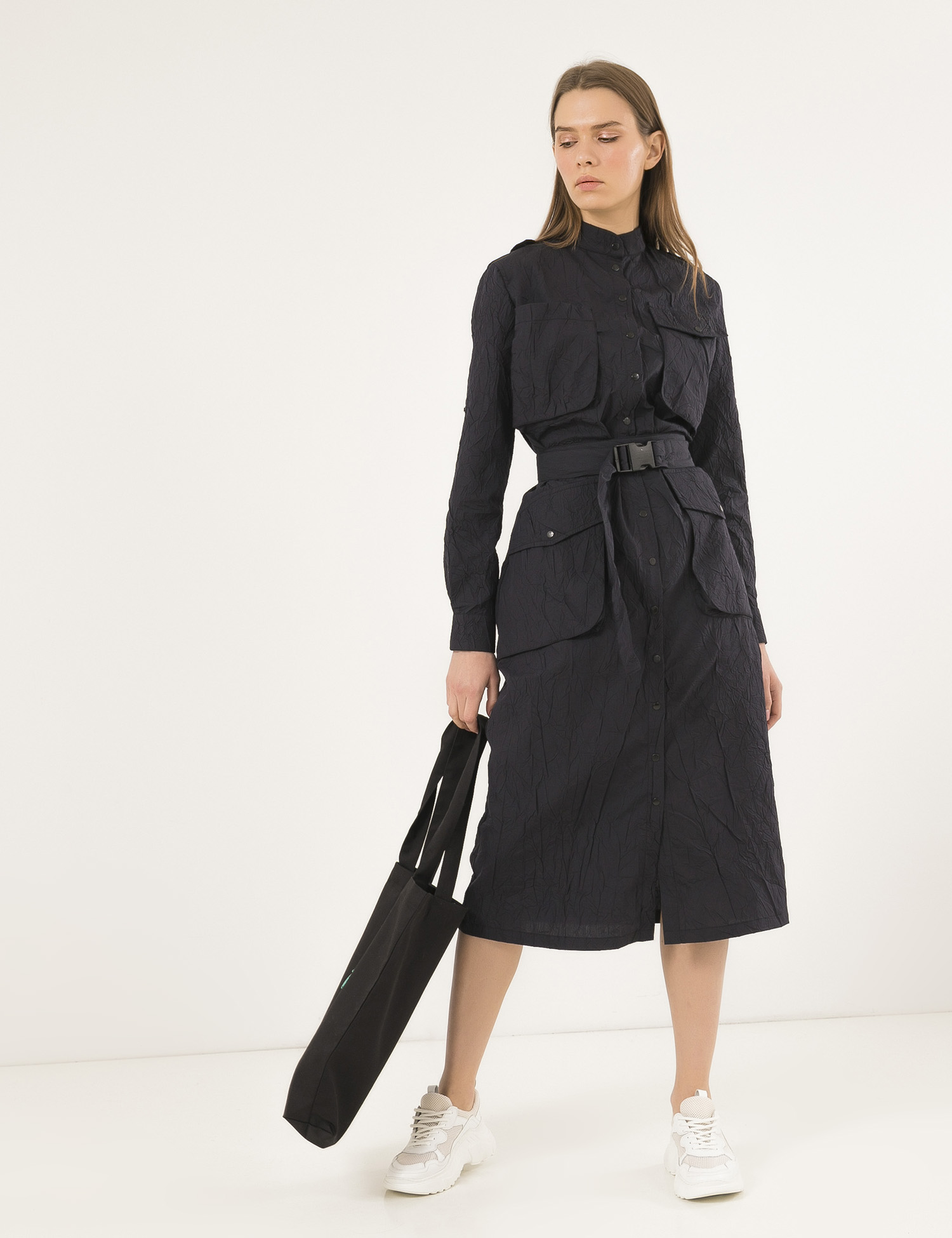 Картинка Чорна сукня-сорочка