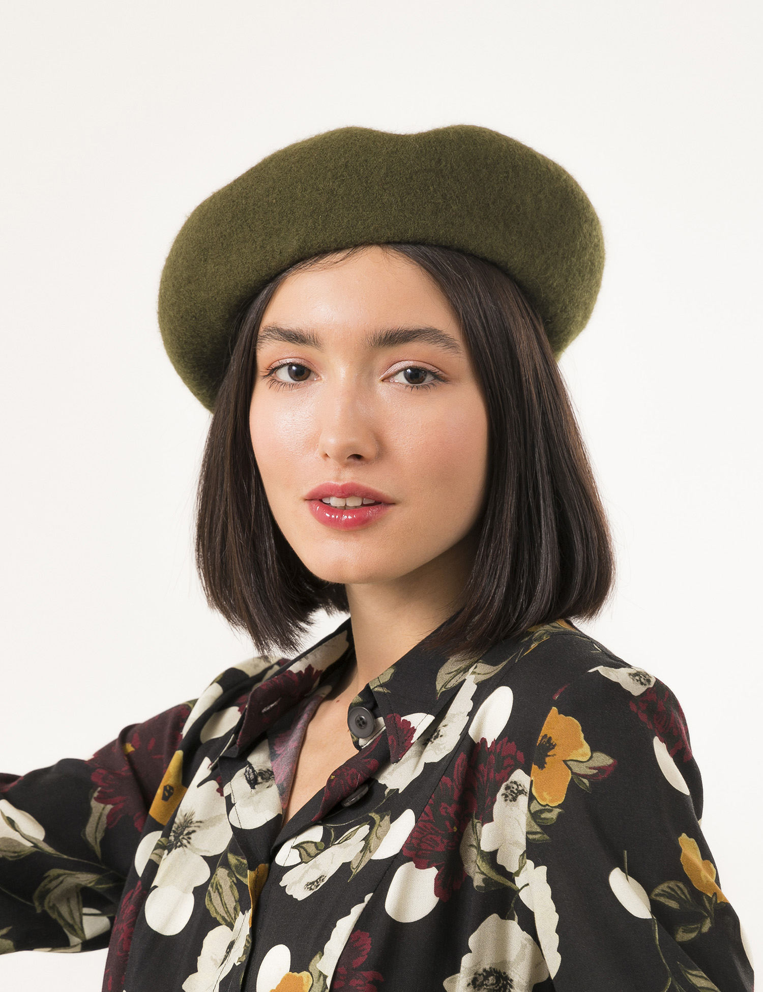 Картинка Жіночий зелений берет