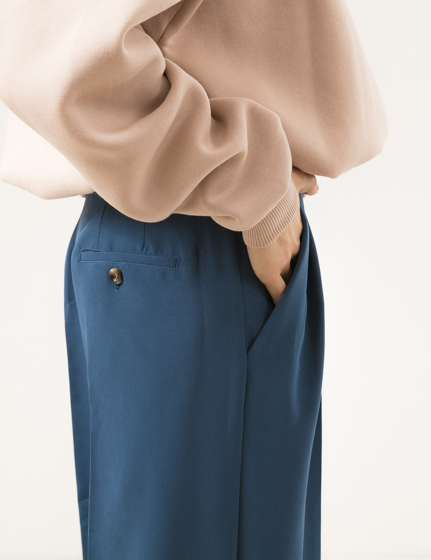 Картинка Жіночі темно-сині брюки-палаццо