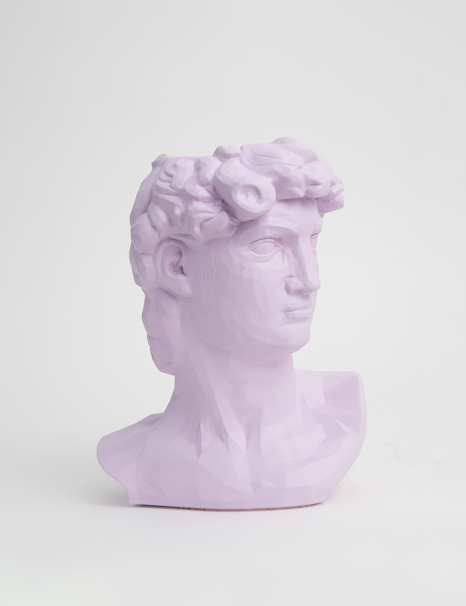 Картинка Рожева гіпсова скульптура