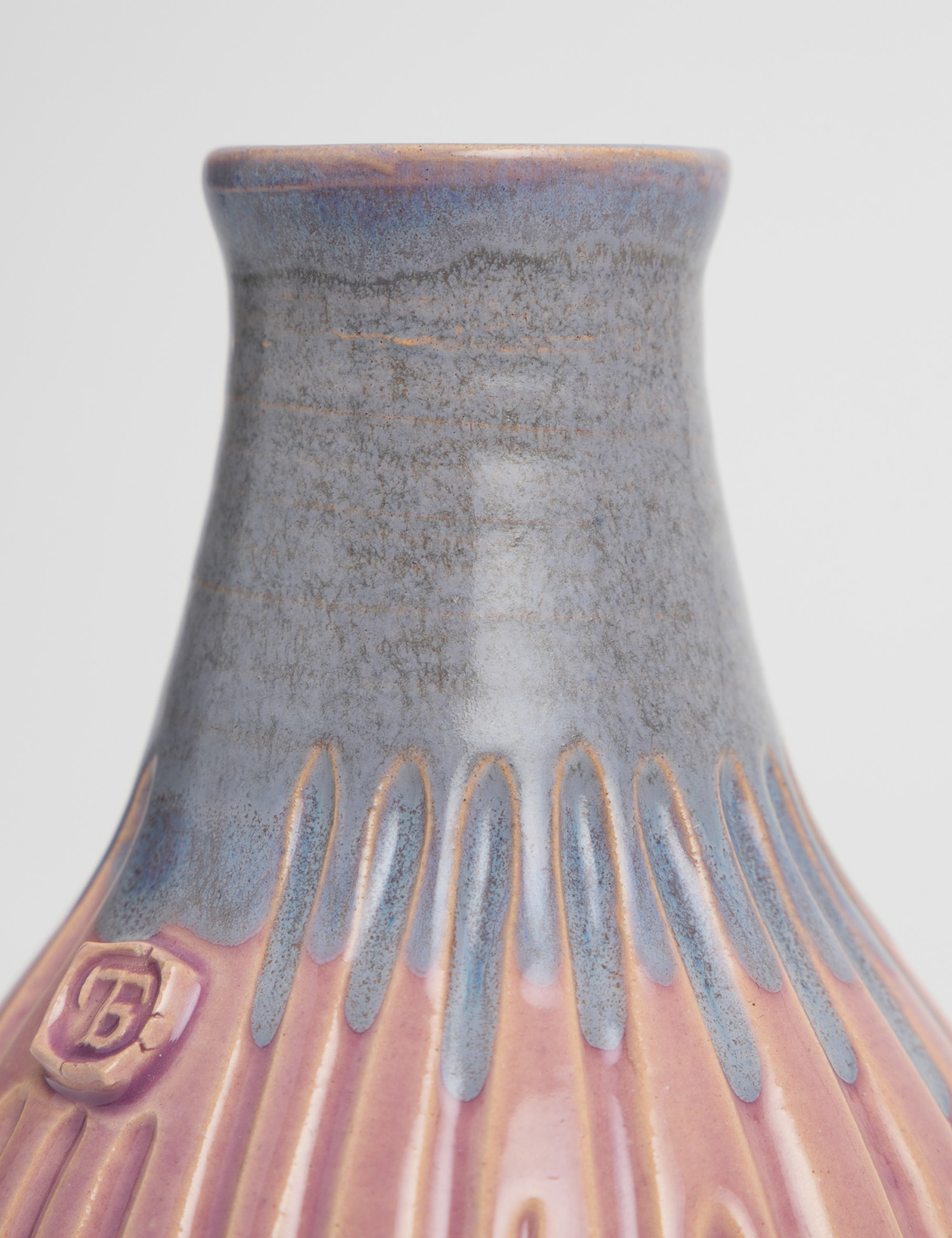 Картинка Бузкова керамічна ваза