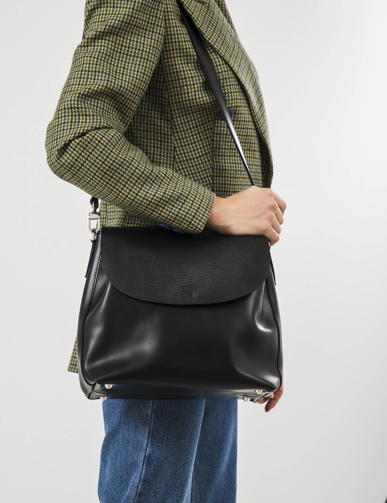 Картинка Жіноча чорна шкіряна  сумка