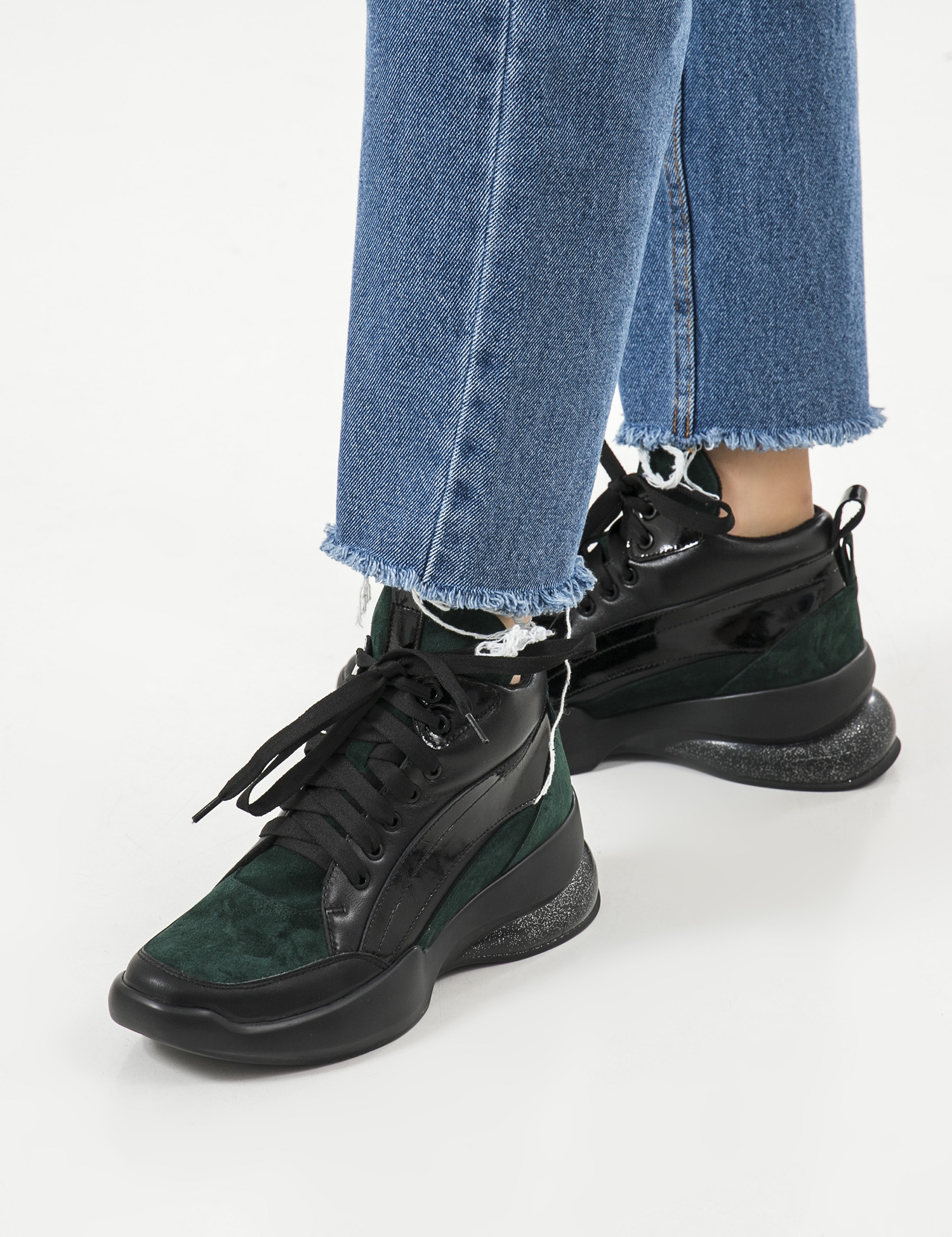 Картинка Жіночі зелено-чорні кросівки