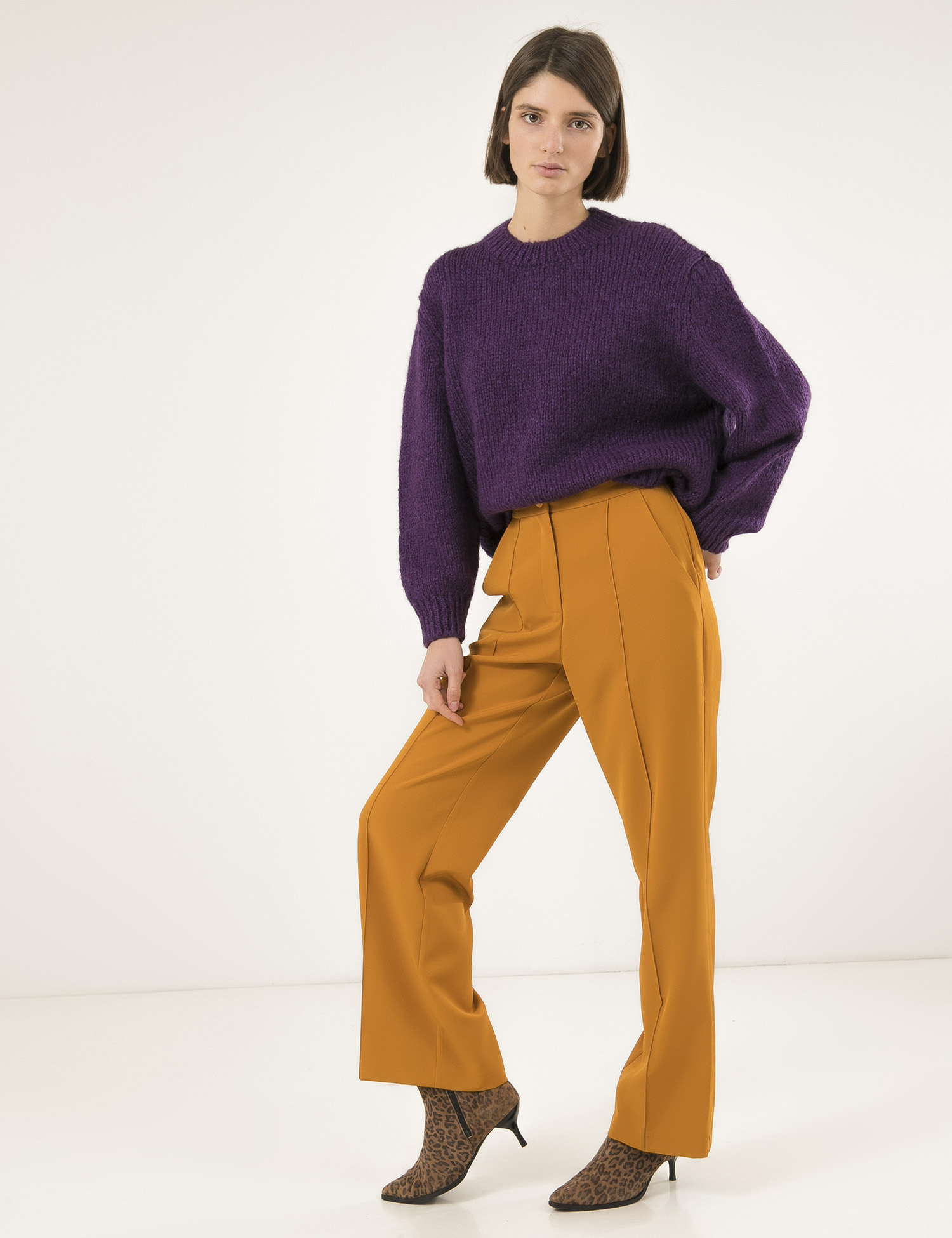 Картинка Жіночий фіолетовий в'язаний светр