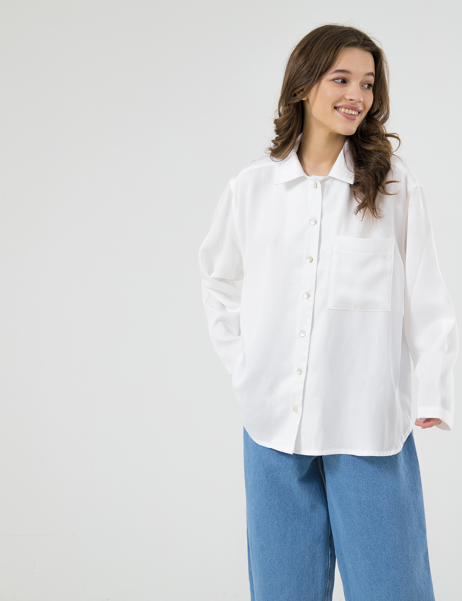 Картинка Жіноча біла блуза